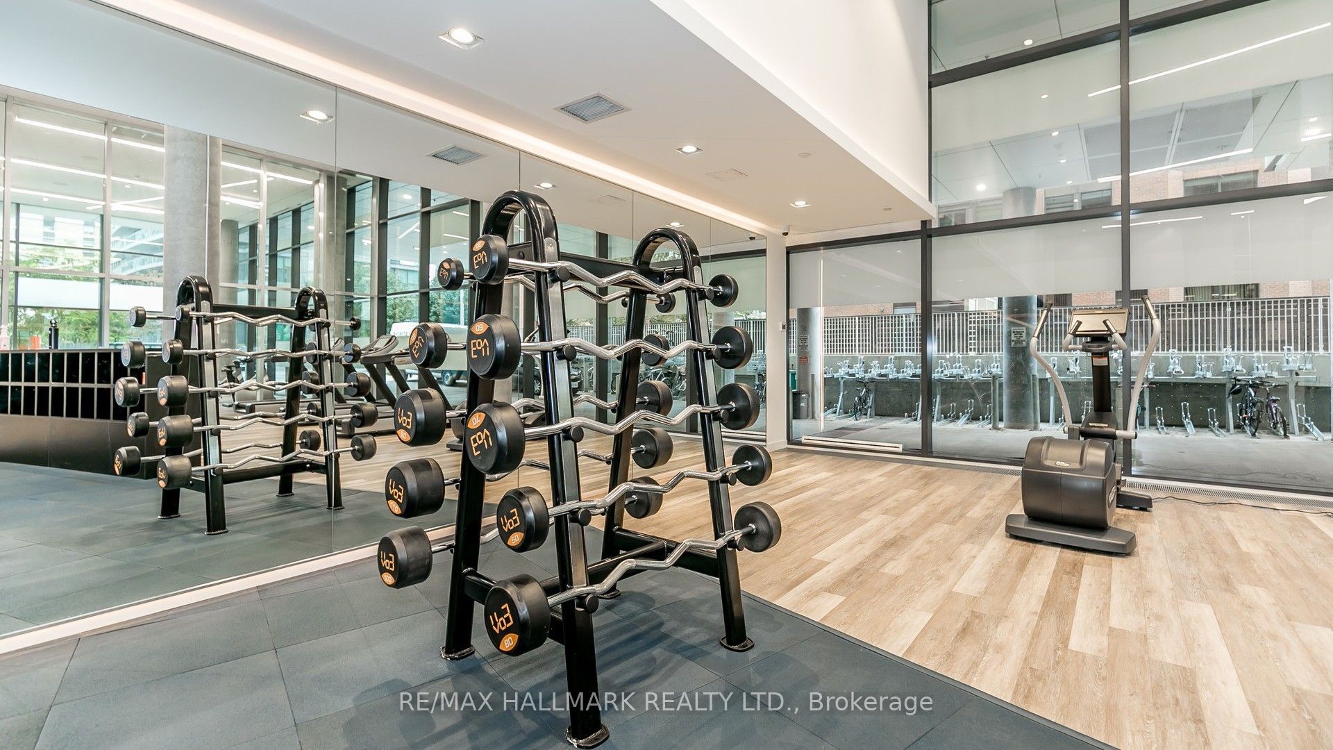 #4203 - 161 Roehampton Avenue Property Photo 39
