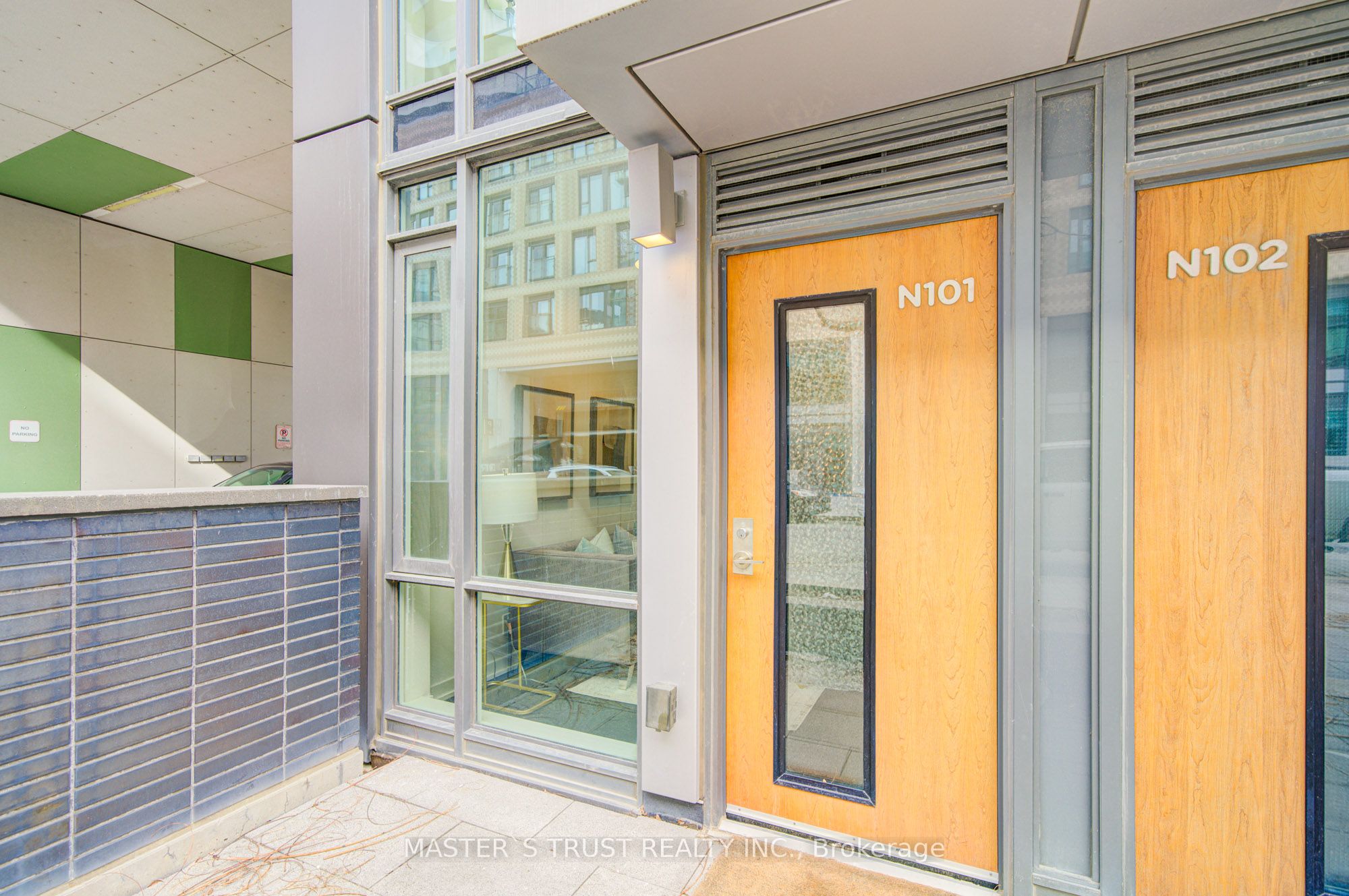 #n101 - 455 Front Street Property Photo 3