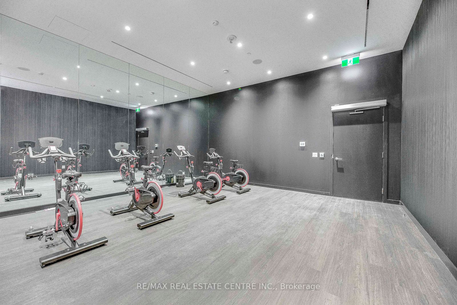 #406 - 20 Edward Street Property Photo 33