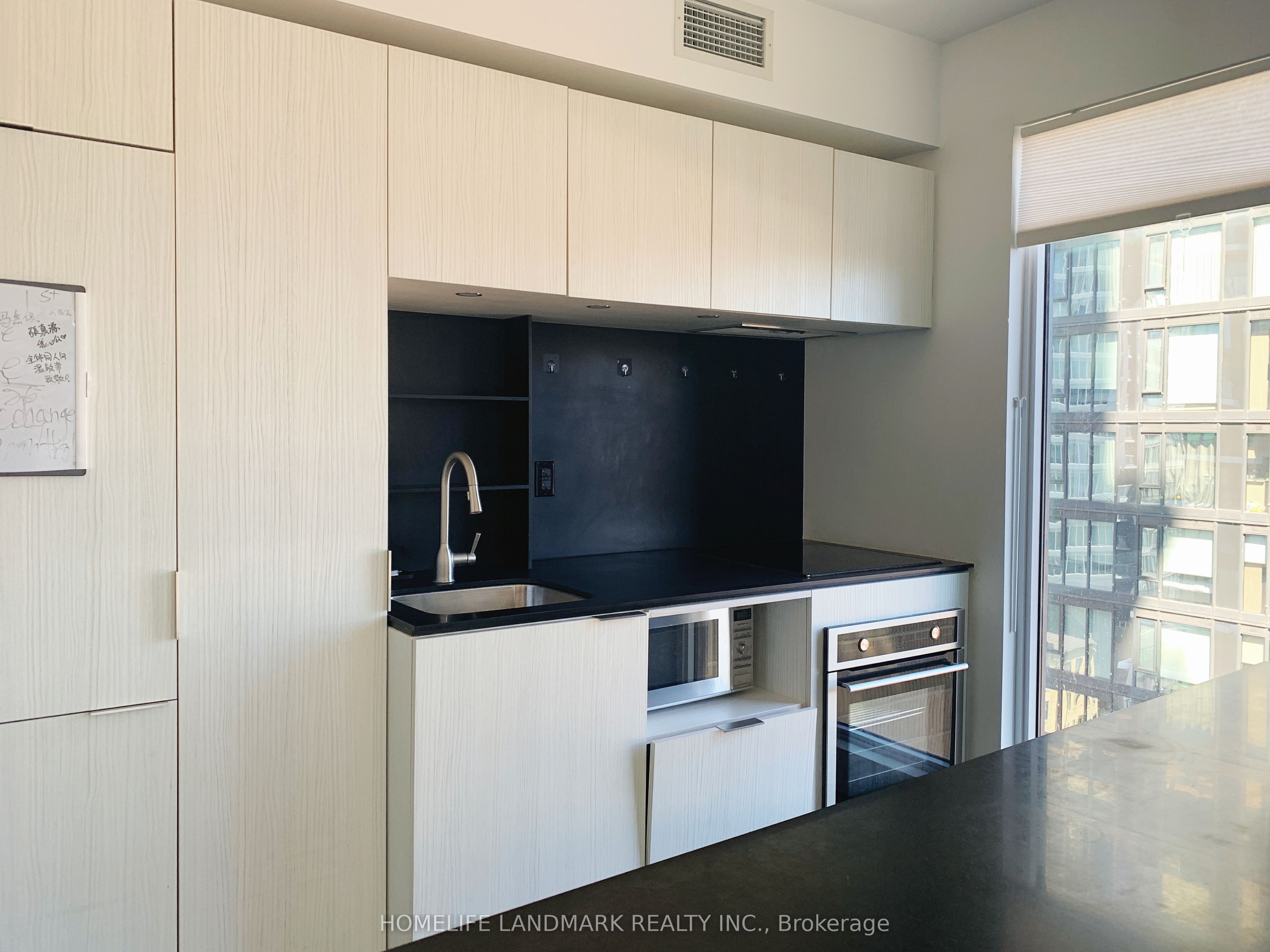 #1206 - 77 Shuter Street Property Photo 7