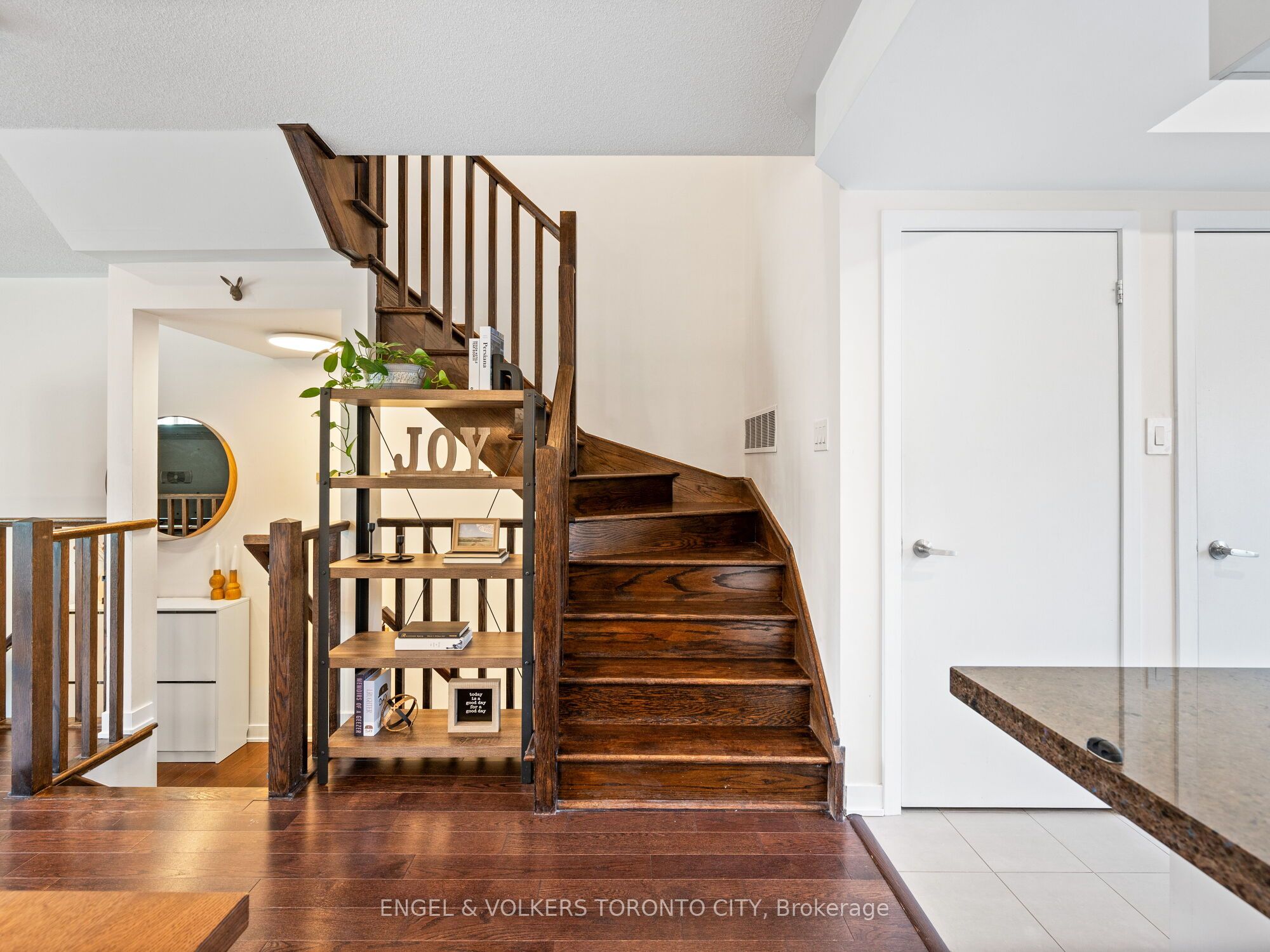 56 Cole Street Property Photo 18