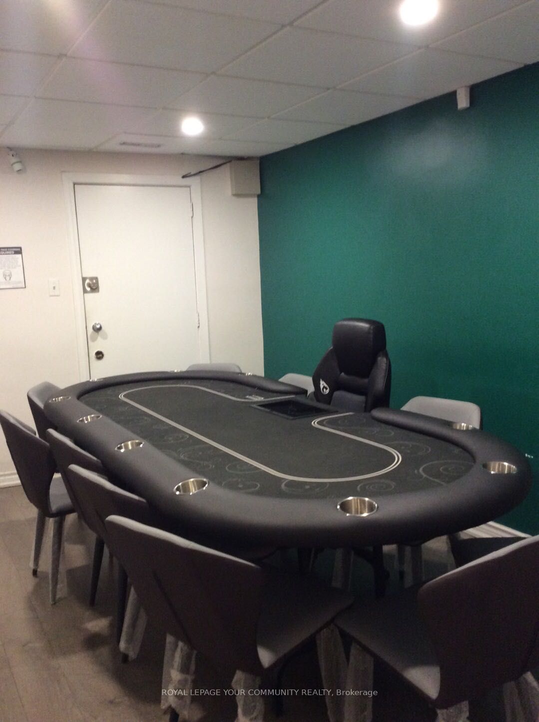 #200 - 5449 Yonge Street Property Photo 2