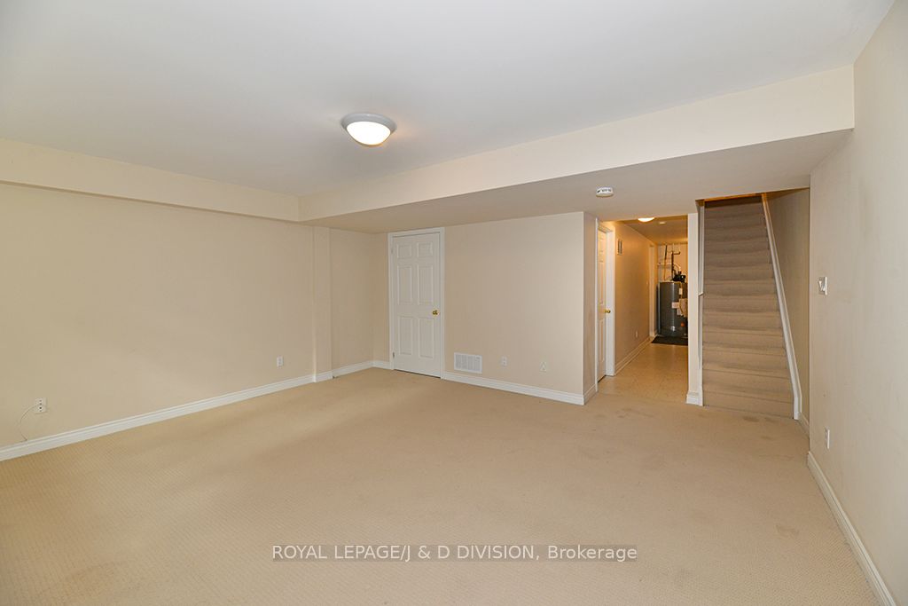 65 St Clements Avenue Property Photo 15