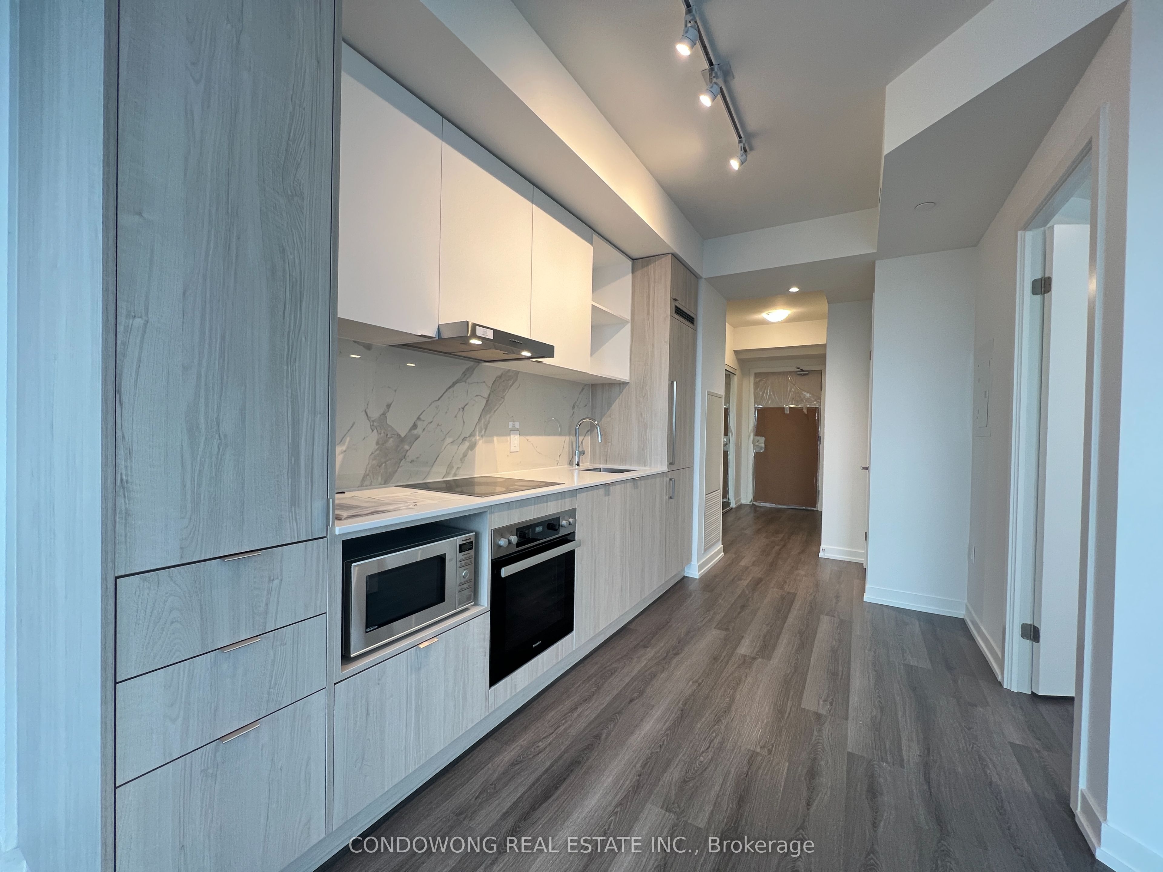 #6212 - 138 Downes Street Property Photo 2