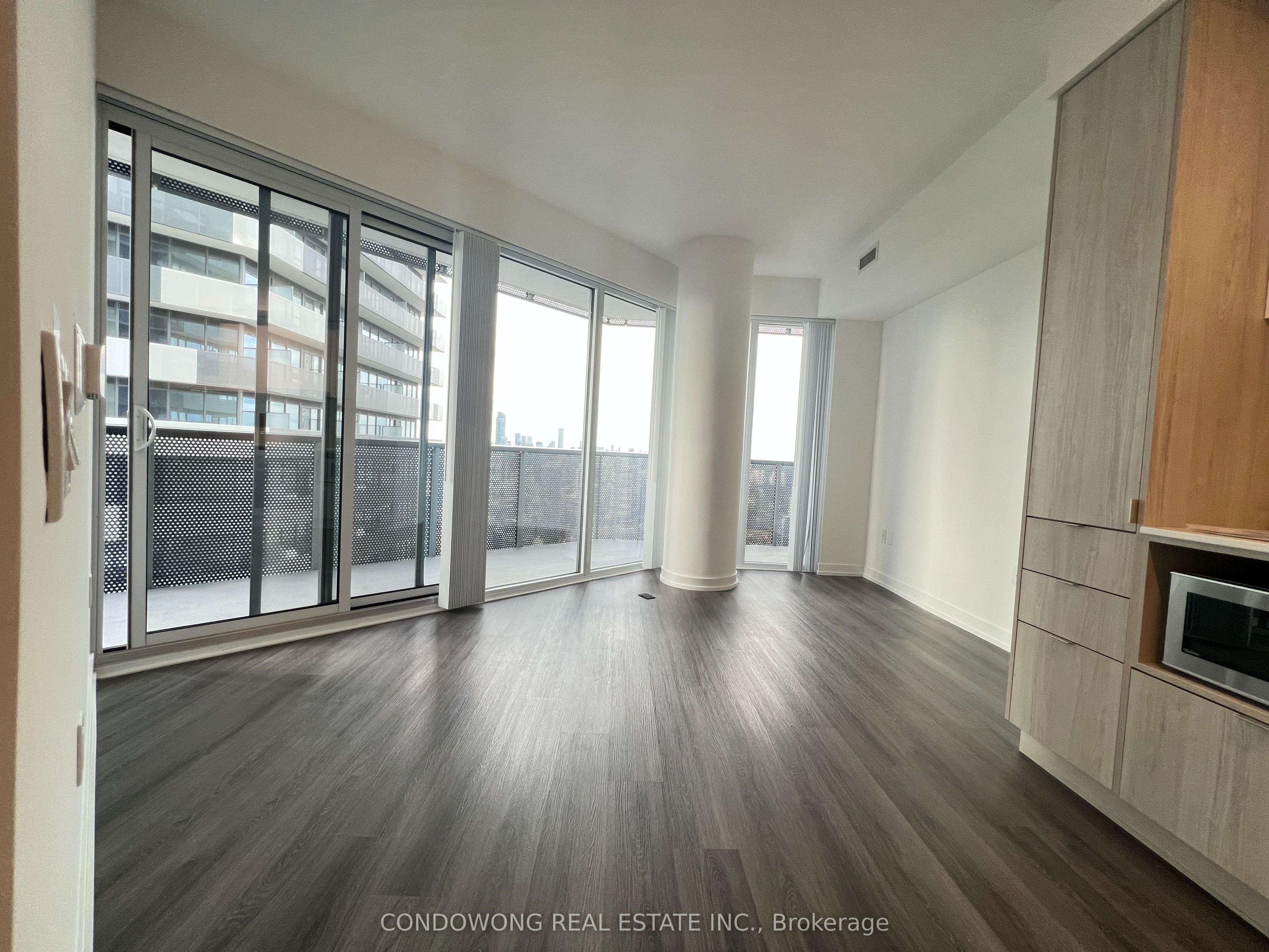 #6212 - 138 Downes Street Property Photo 6