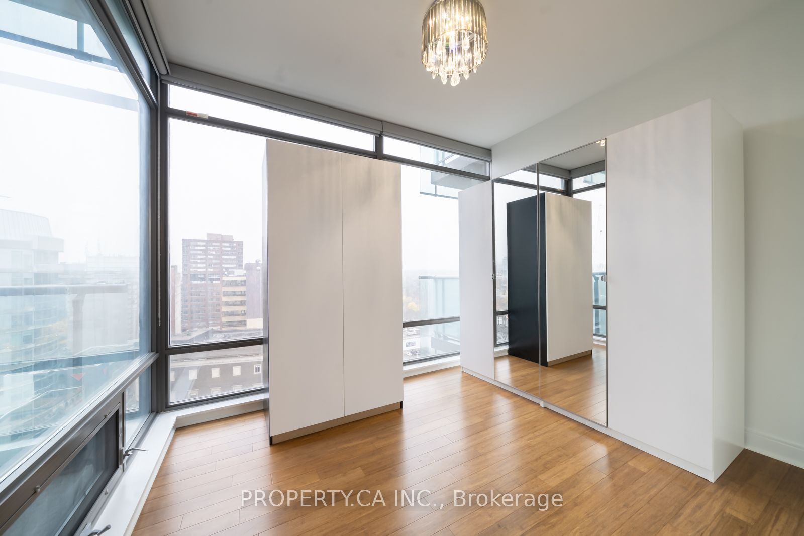 #1507 - 18 Yorkville Avenue Property Photo 13