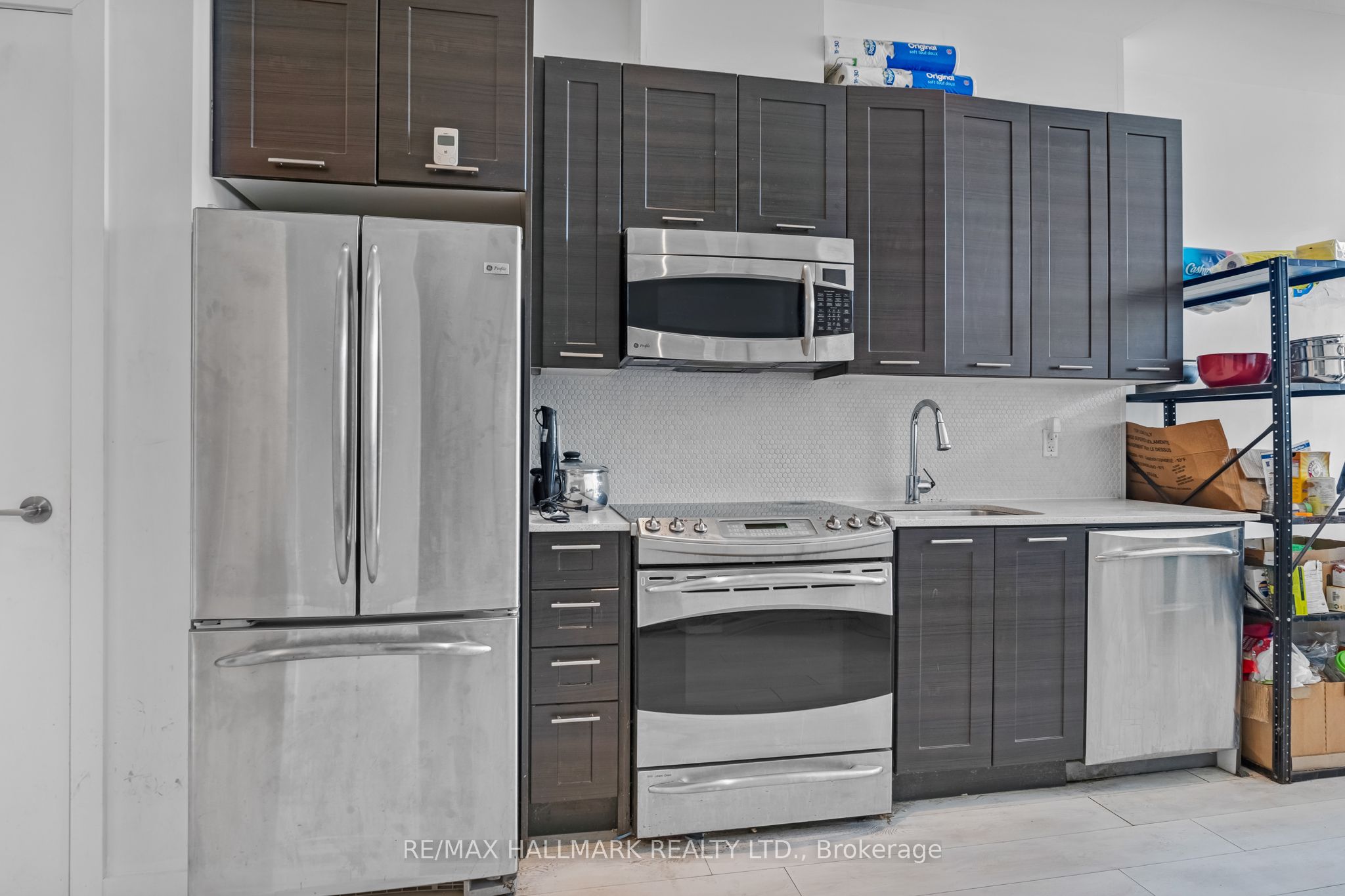 #913 - 169 Fort York Boulevard Property Photo 6