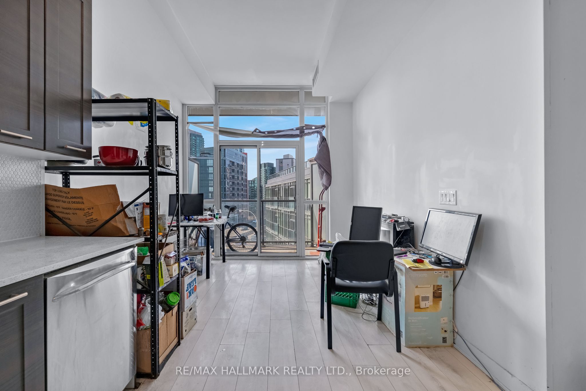 #913 - 169 Fort York Boulevard Property Photo 11
