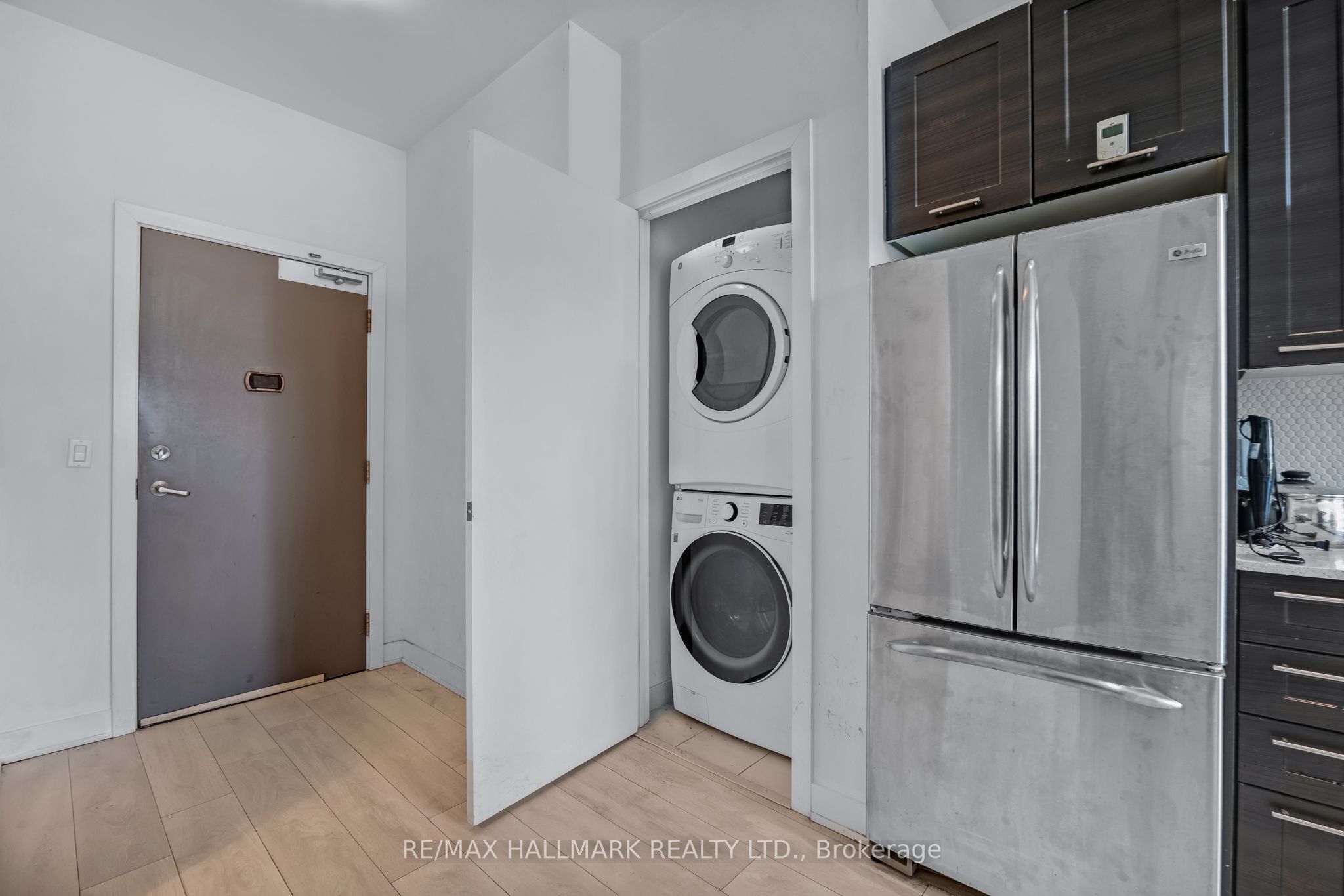 #913 - 169 Fort York Boulevard Property Photo 16