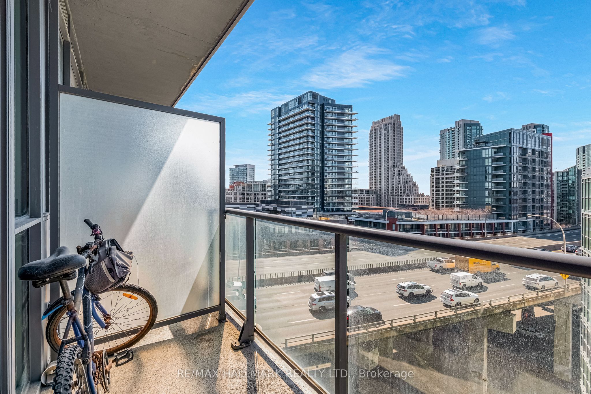 #913 - 169 Fort York Boulevard Property Photo 17