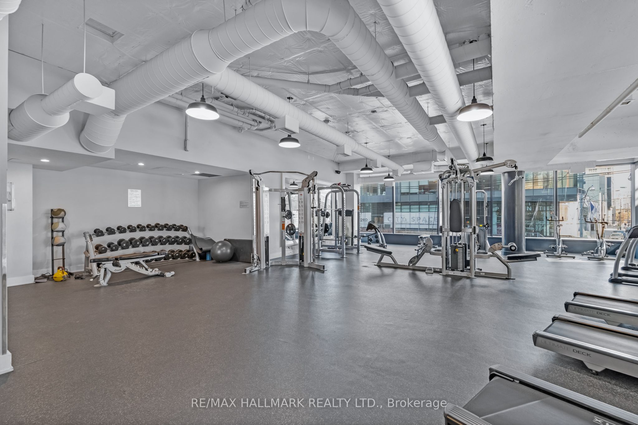 #913 - 169 Fort York Boulevard Property Photo 19