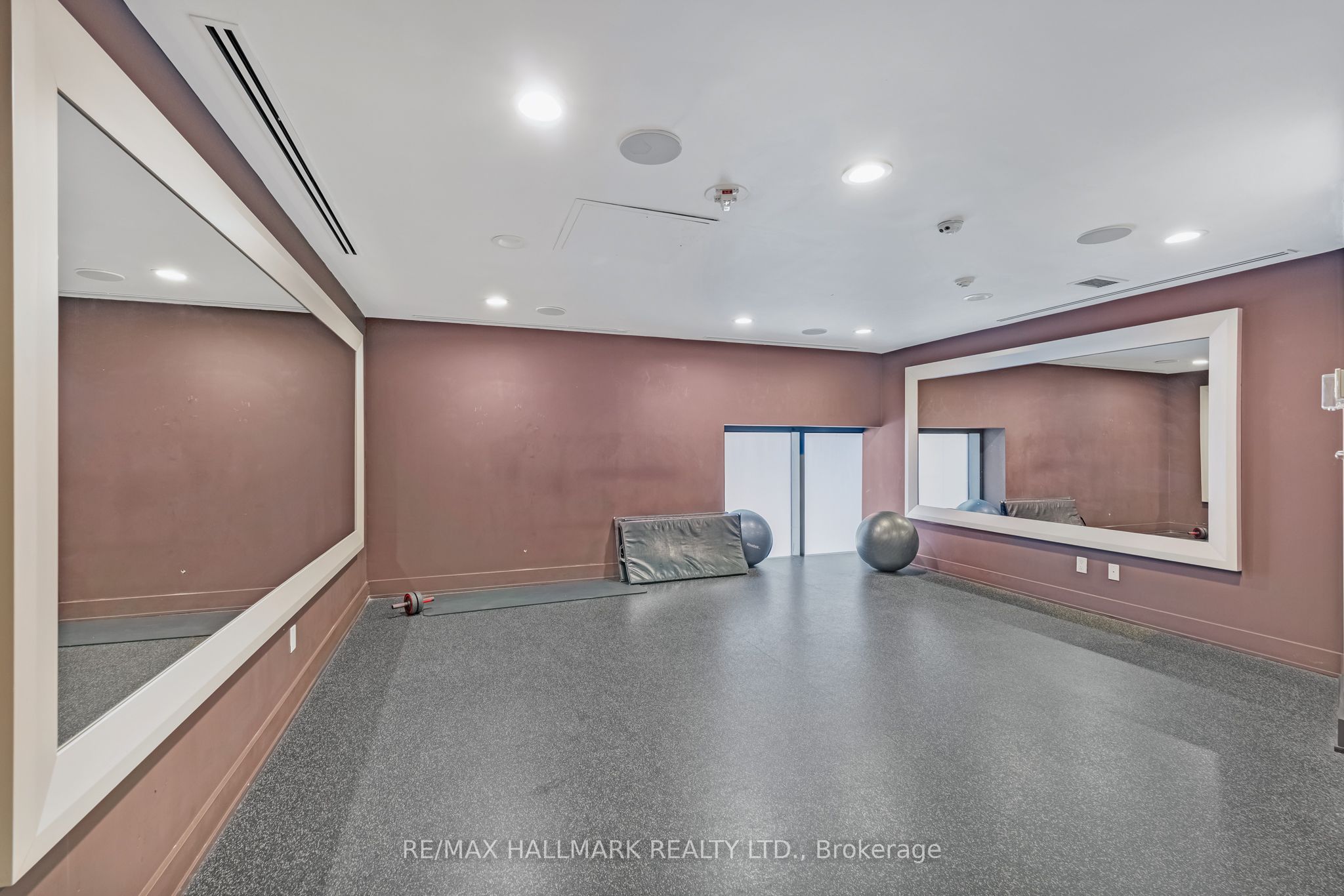 #913 - 169 Fort York Boulevard Property Photo 21