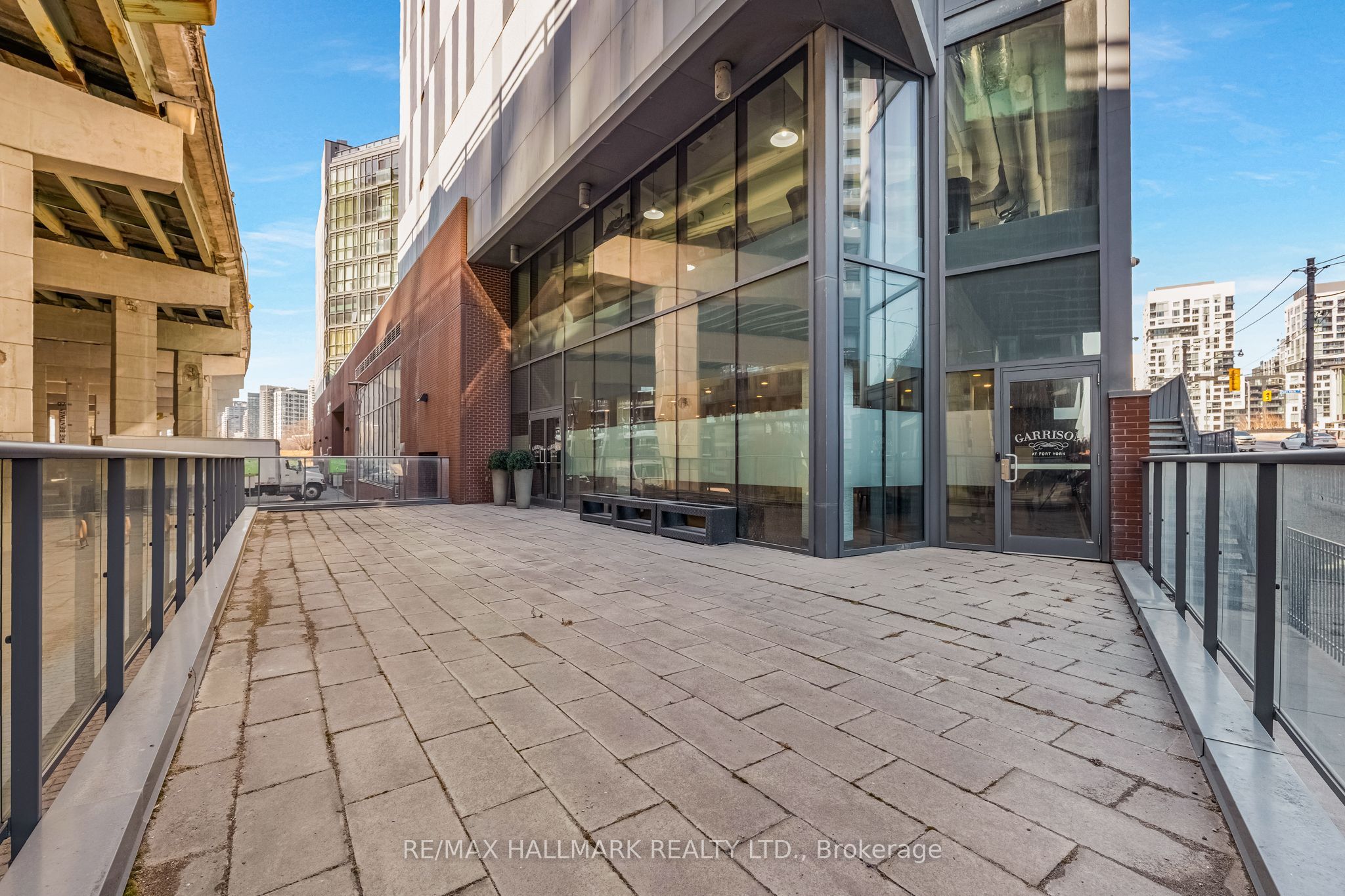 #913 - 169 Fort York Boulevard Property Photo 30