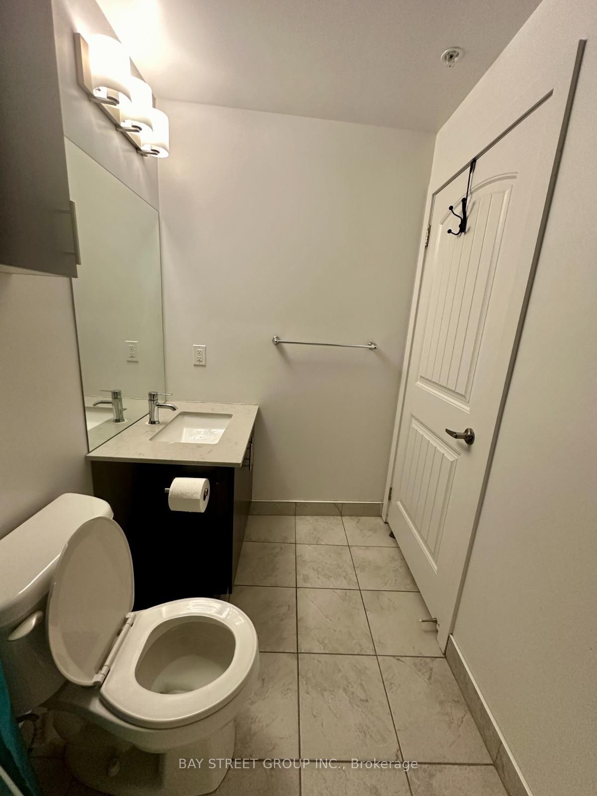 #330 - 7 Kenaston Gardens Property Photo 11