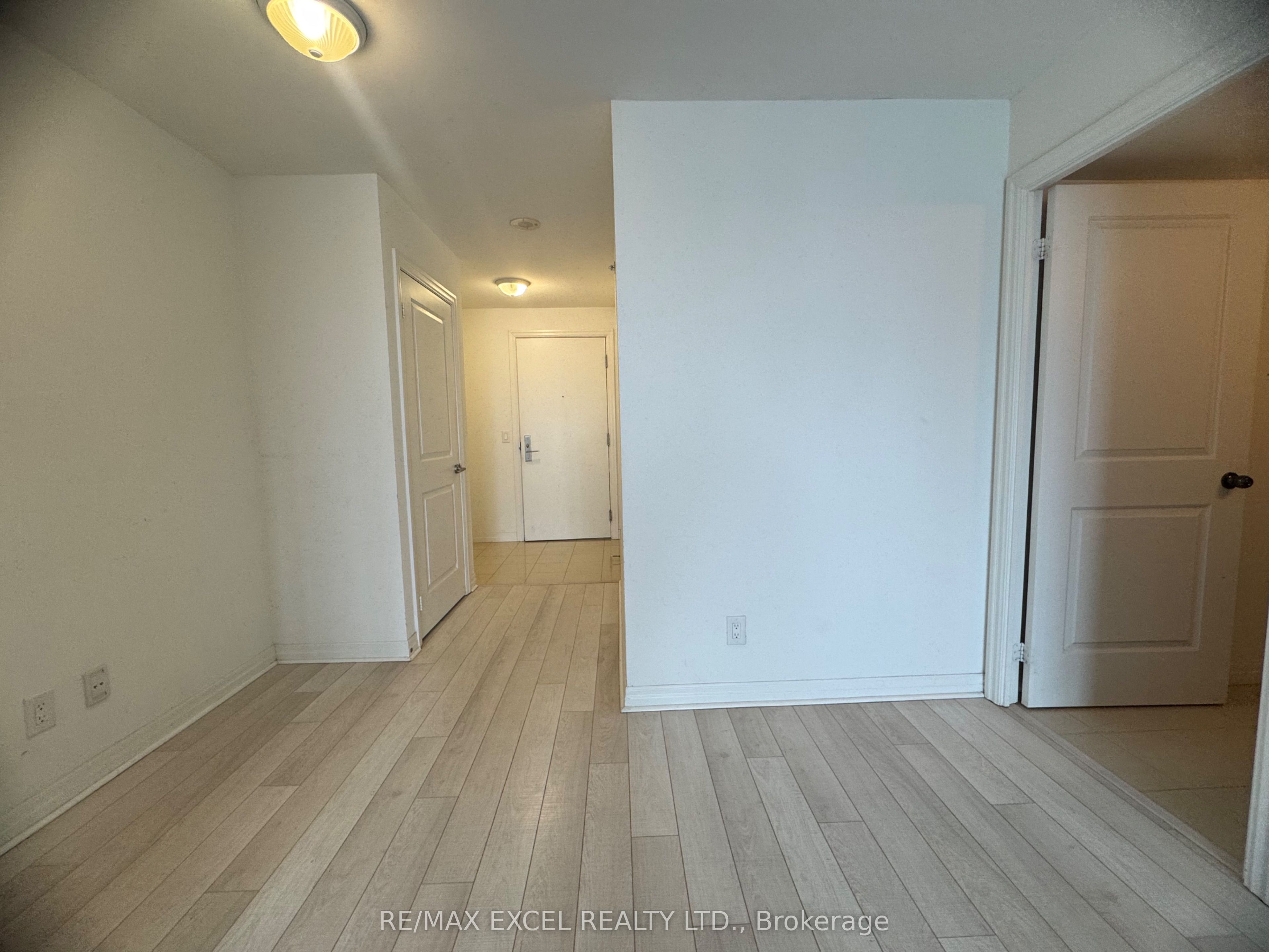 #2804 - 275 Yorkland Road Property Photo 7