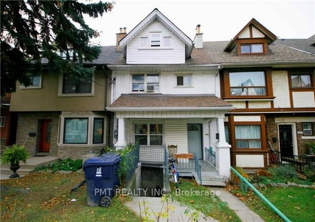 #02 - 636 Manning Avenue Property Photo 1