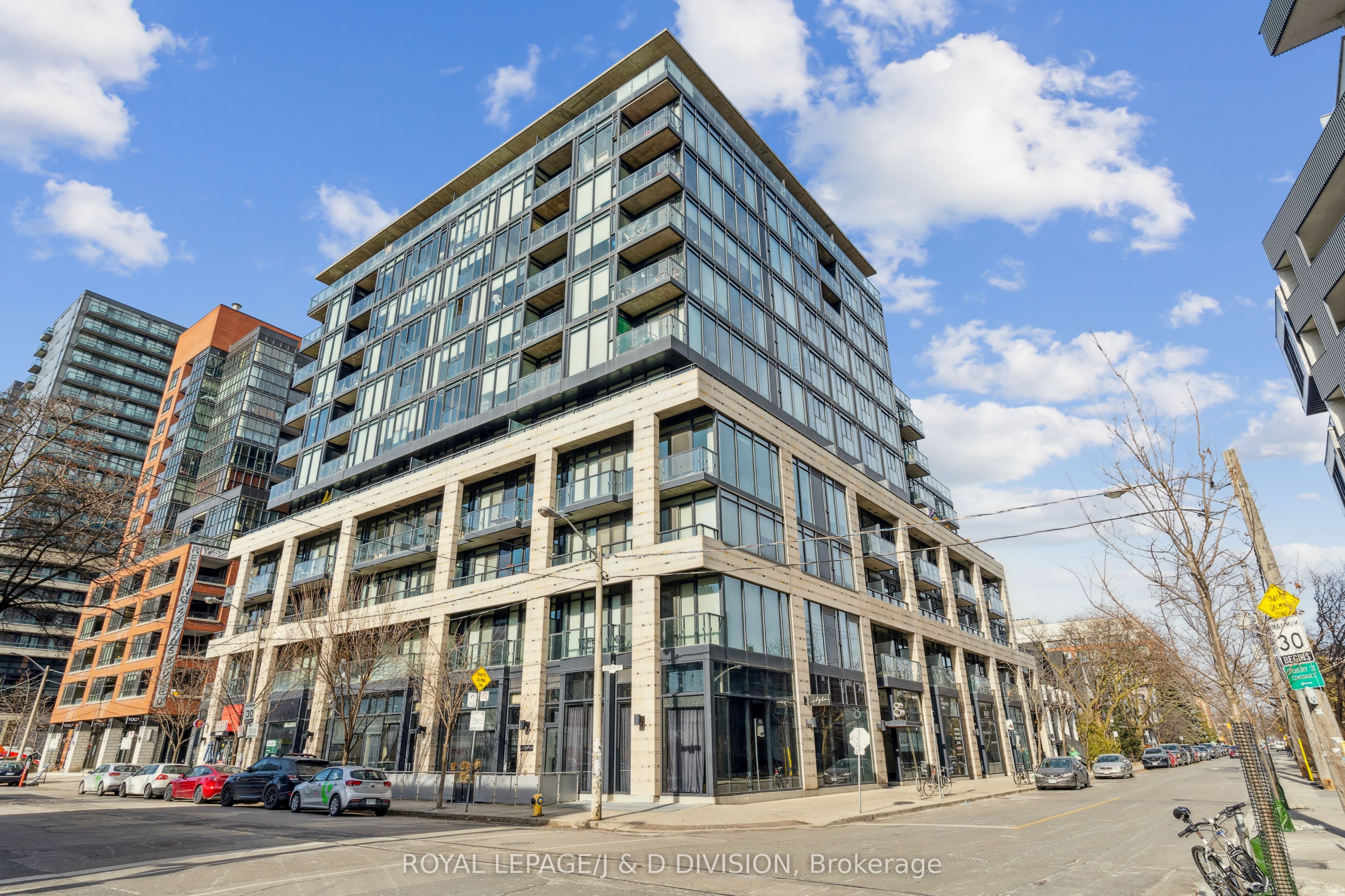 #207 - 8 Dovercourt Road Property Photo 27