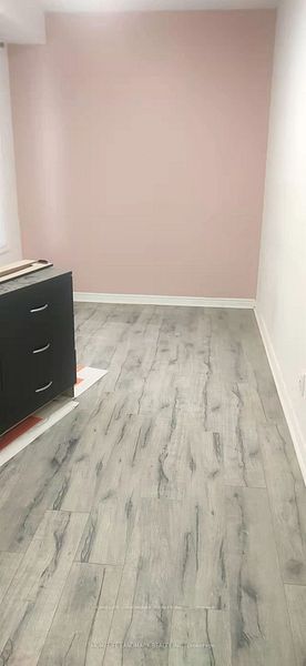 #2 - 2475 Yonge Street Property Photo 4