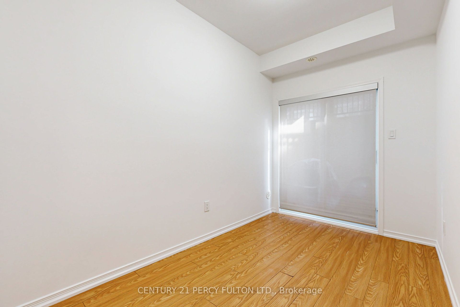 #118 - 19 Coneflower Crescent Property Photo 25