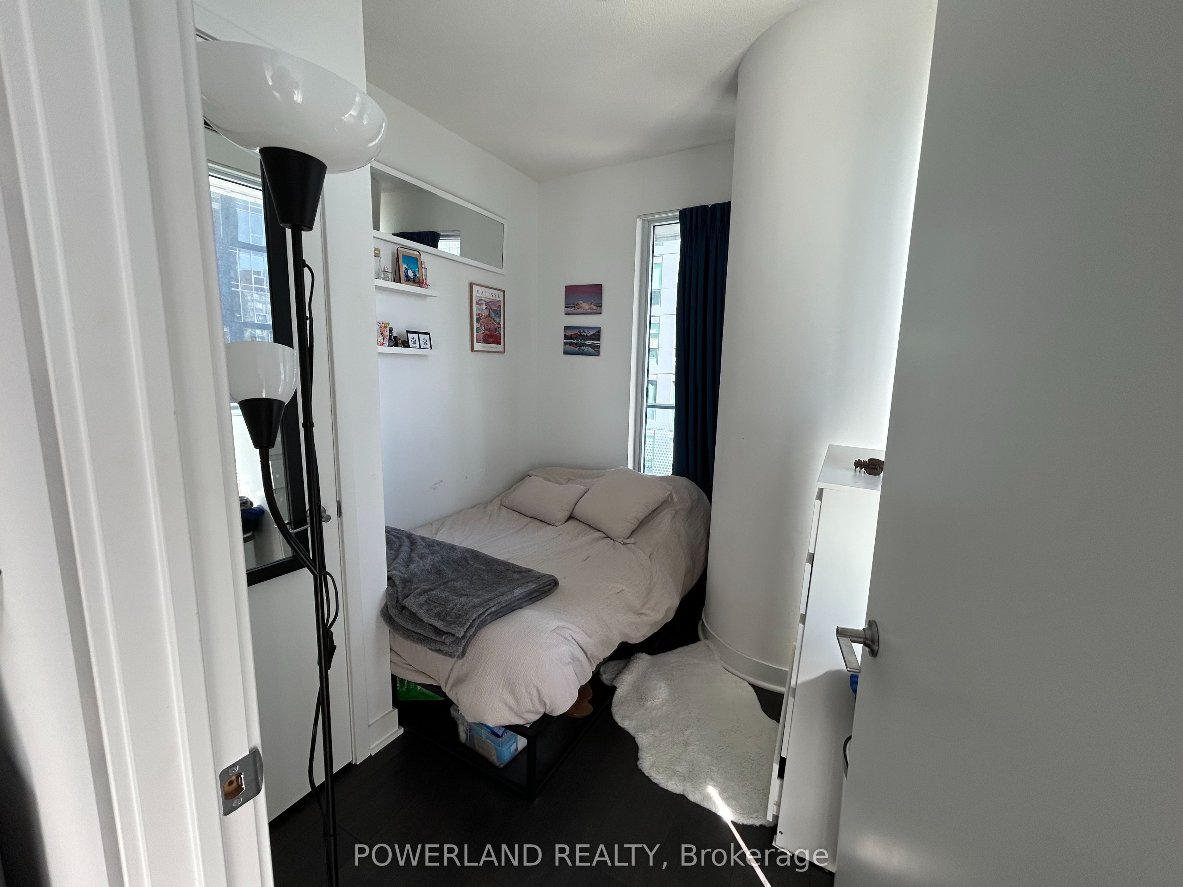 #4011 - 125 Blue Jays Way Property Photo 15