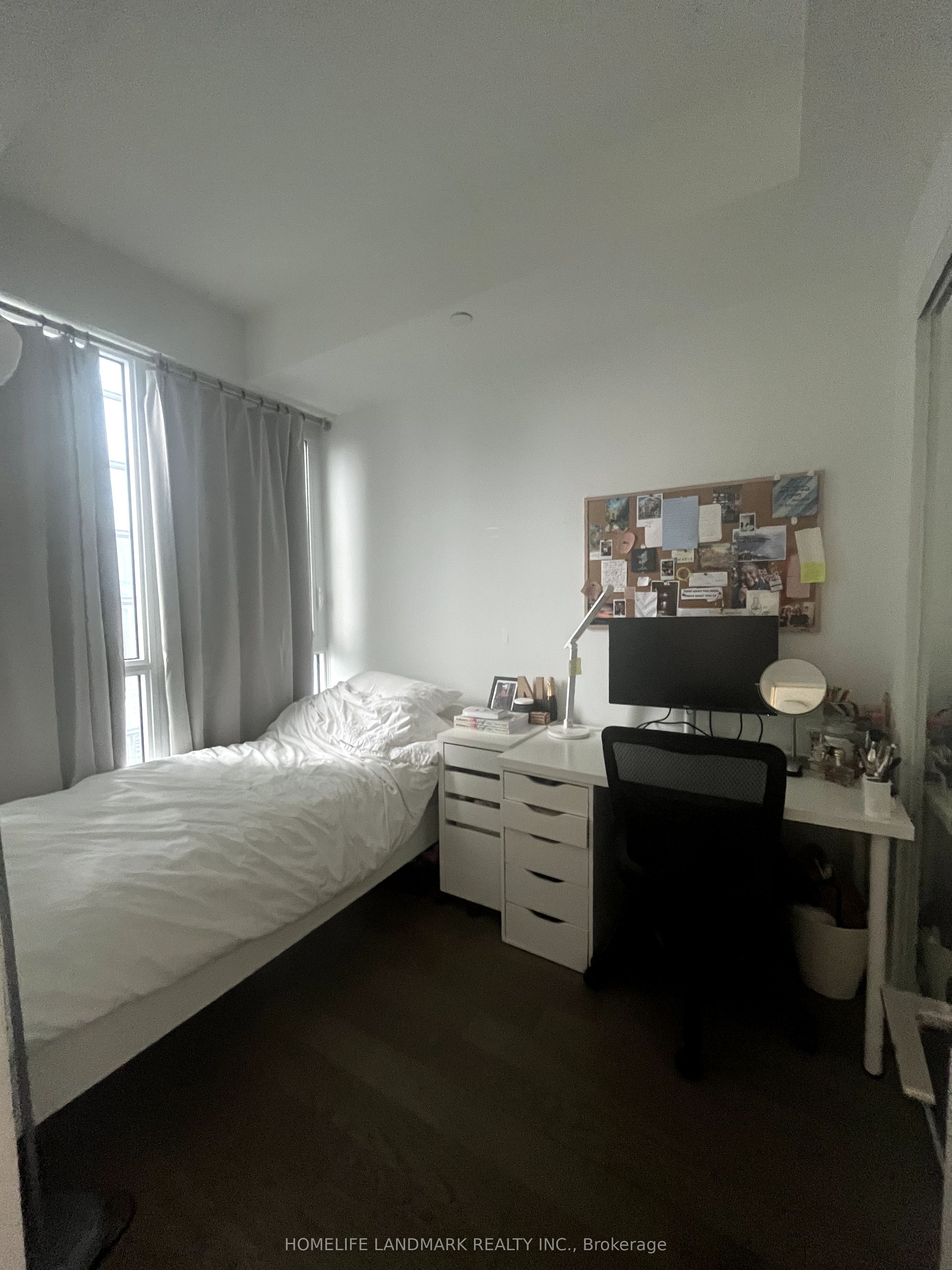 #4201 - 7 Grenville Street Property Photo 3