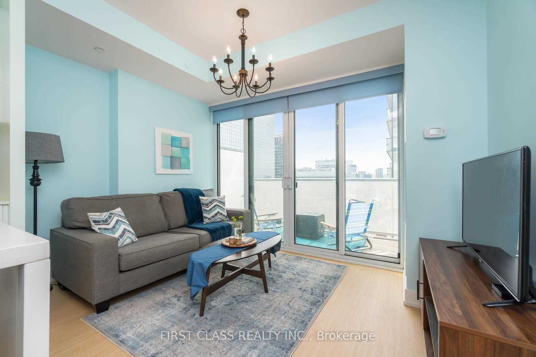 #2313 - 7 Grenville Street Property Photo 5