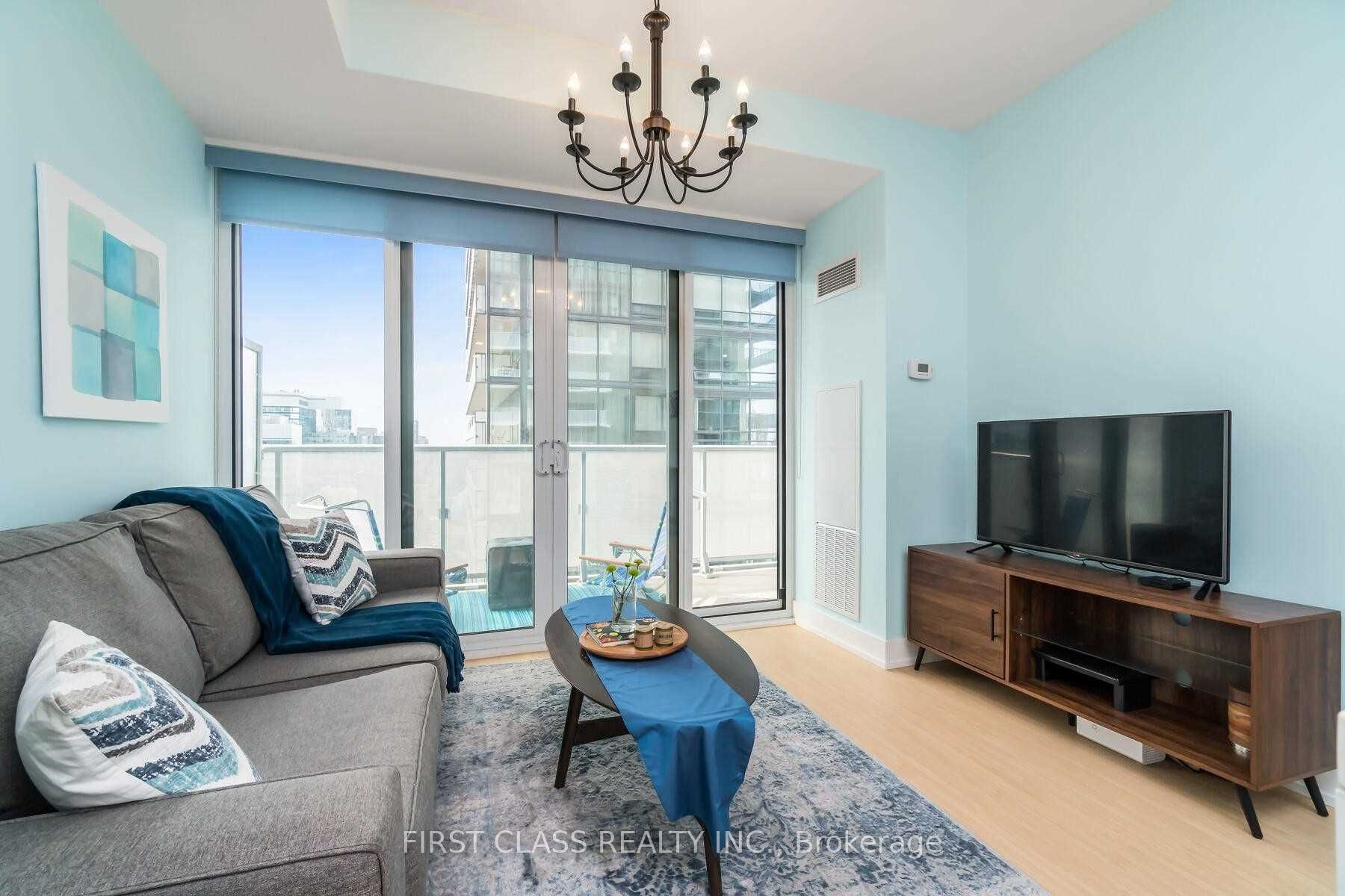 #2313 - 7 Grenville Street Property Photo 6
