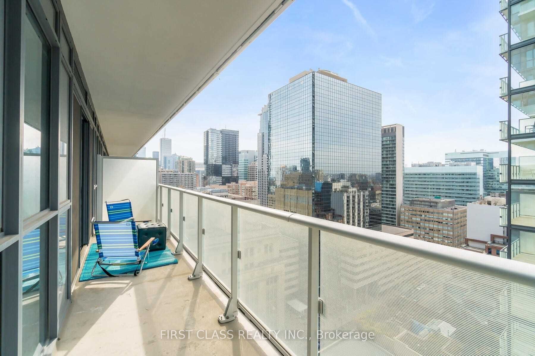 #2313 - 7 Grenville Street Property Photo 10
