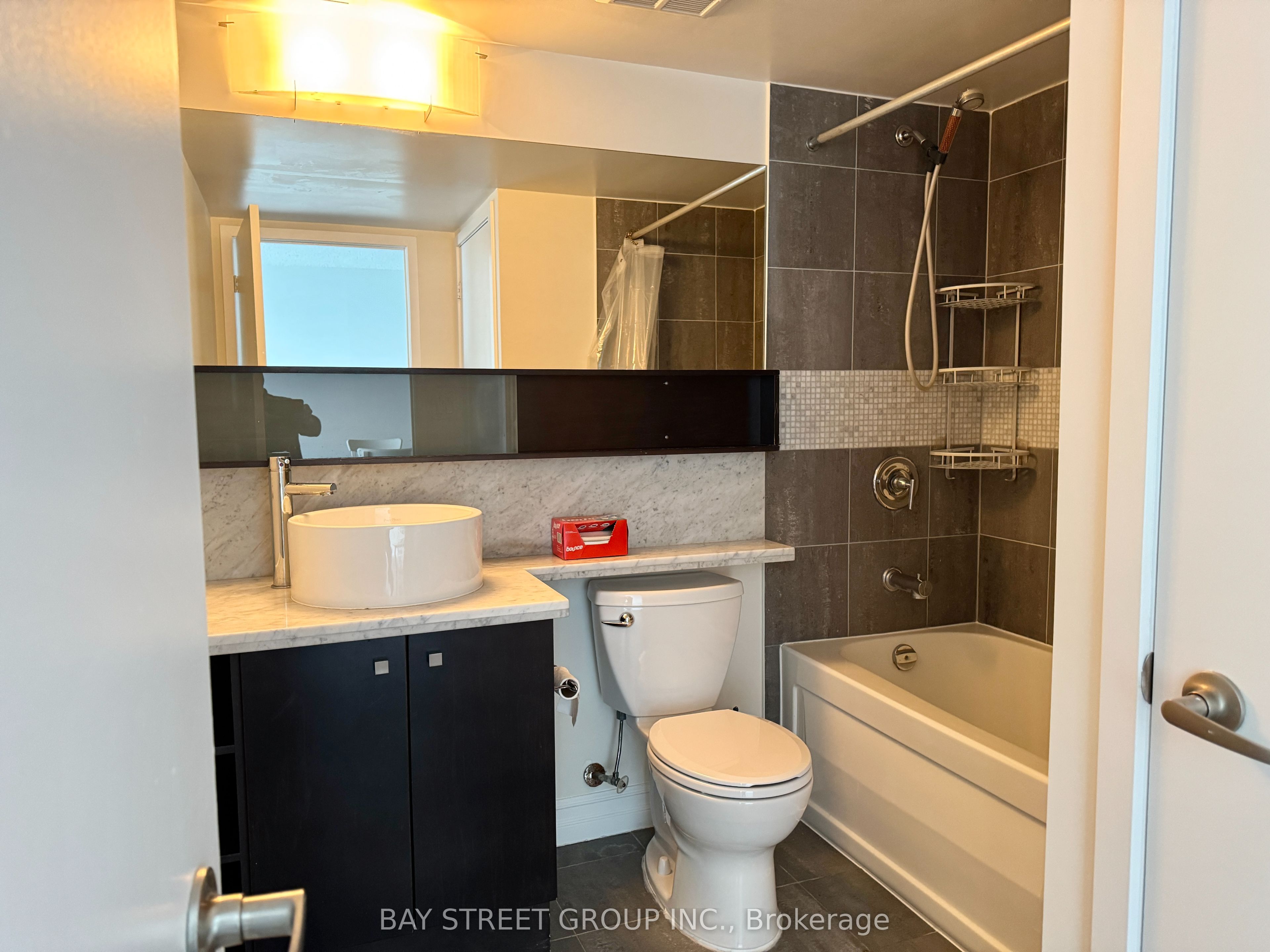 #3912 - 11 Brunel Court Property Photo 12