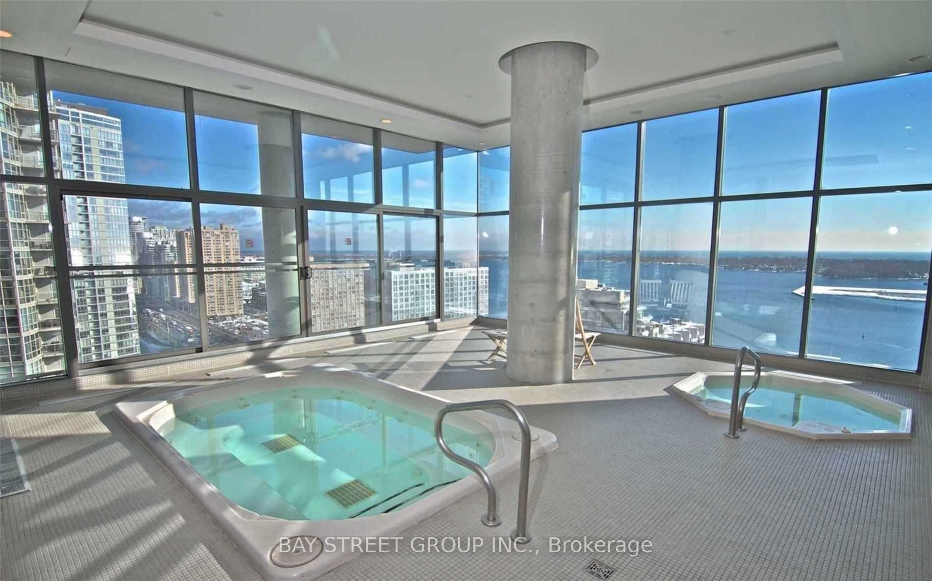#3912 - 11 Brunel Court Property Photo 19