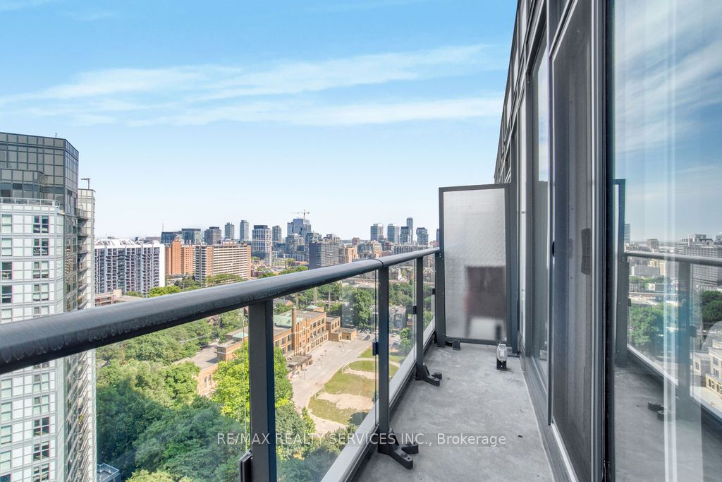 #1909 - 251 Jarvis Street Property Photo 11