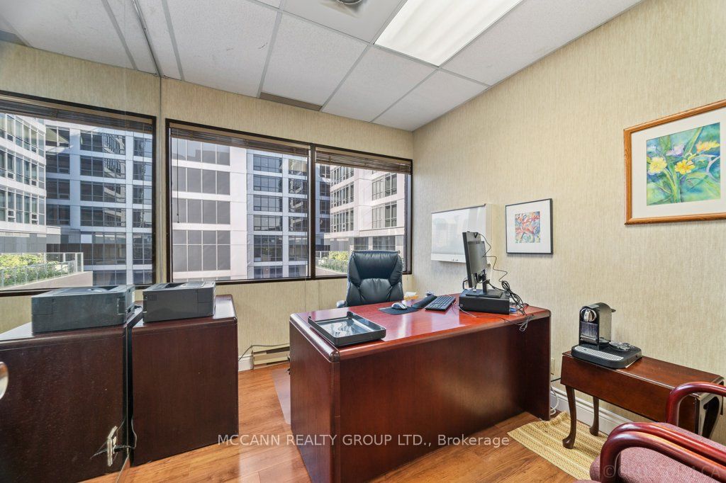 #502 - 600 Sherbourne Street Property Photo 9