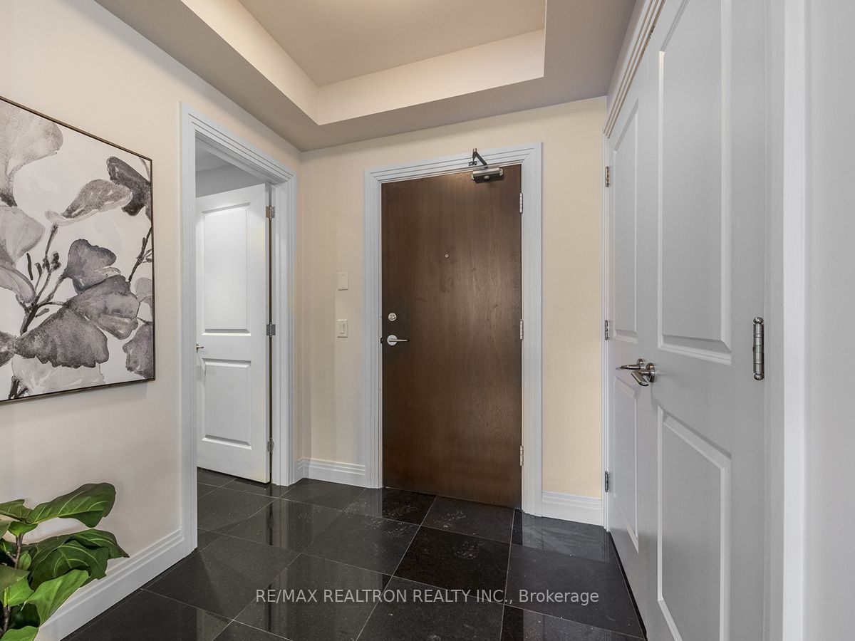 #224 - 1 Benvenuto Place Property Photo 5