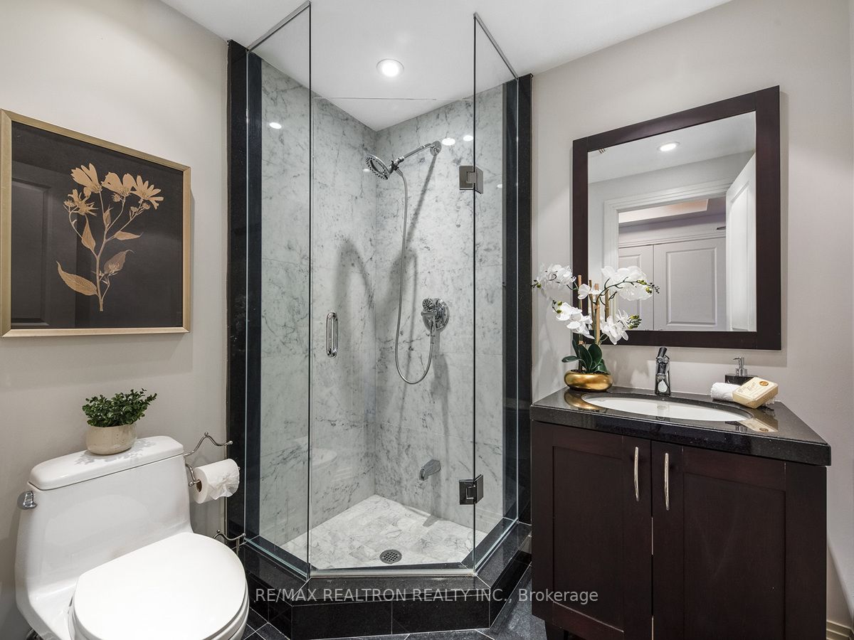 #224 - 1 Benvenuto Place Property Photo 15