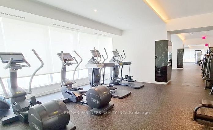 197 Yonge Street 1704 Property Photo 13