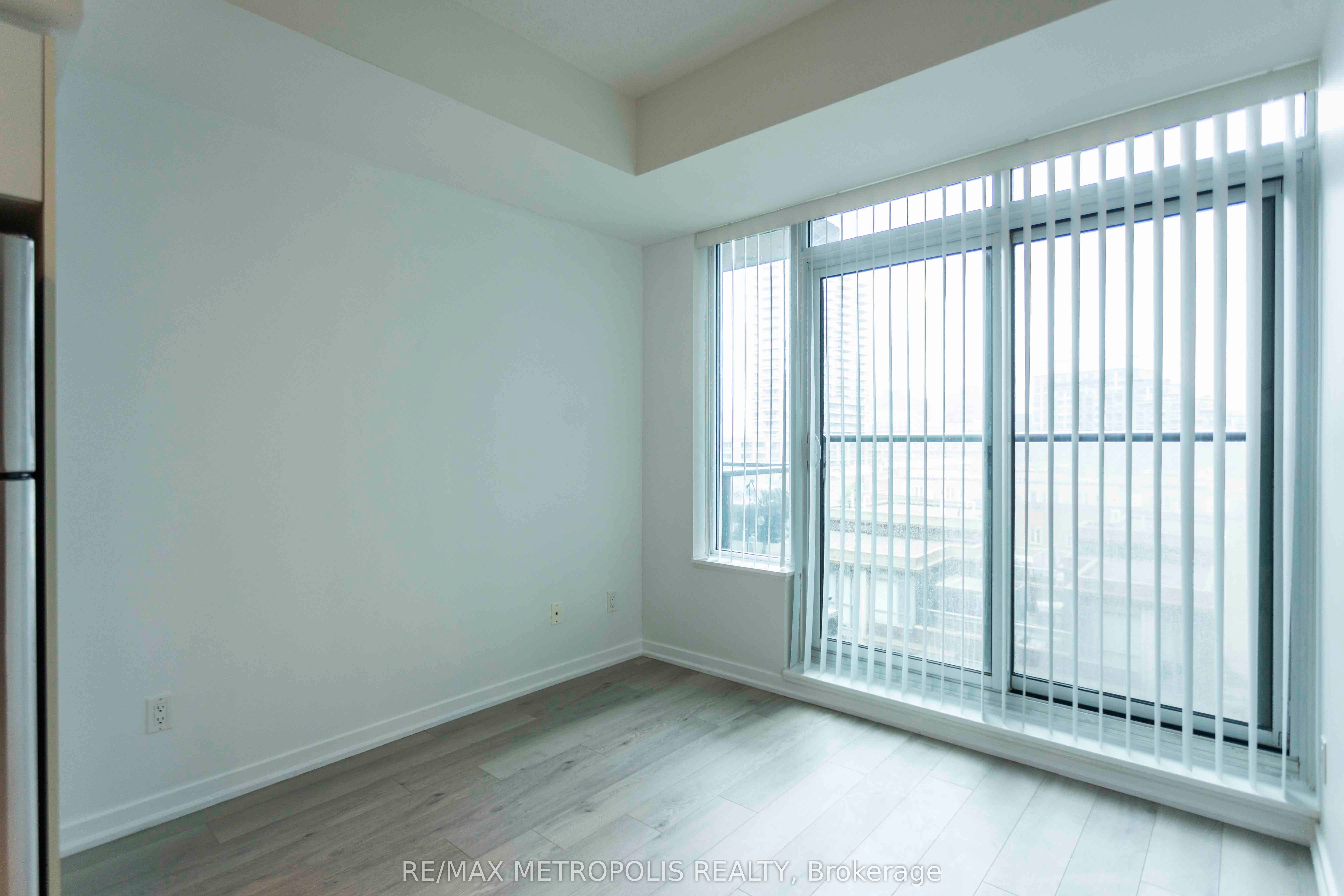 55 East Liberty Street 717 Property Photo 5