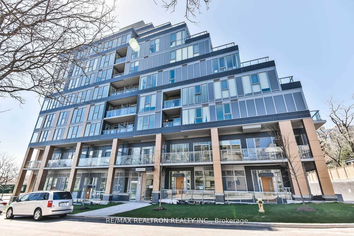 #808 - 6 Parkwood Avenue Property Photo