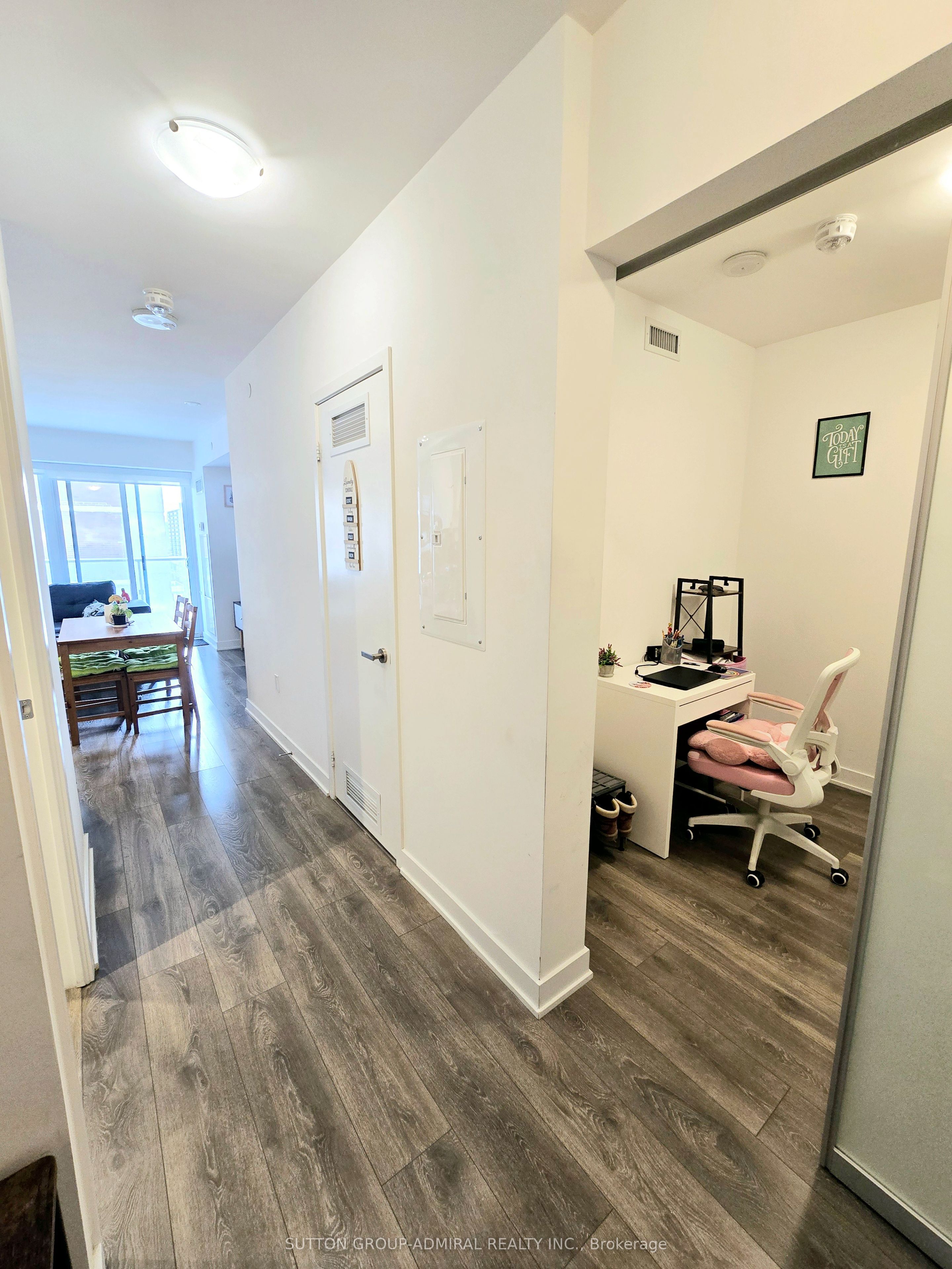 #1009 - 195 Redpath Avenue Property Photo 17