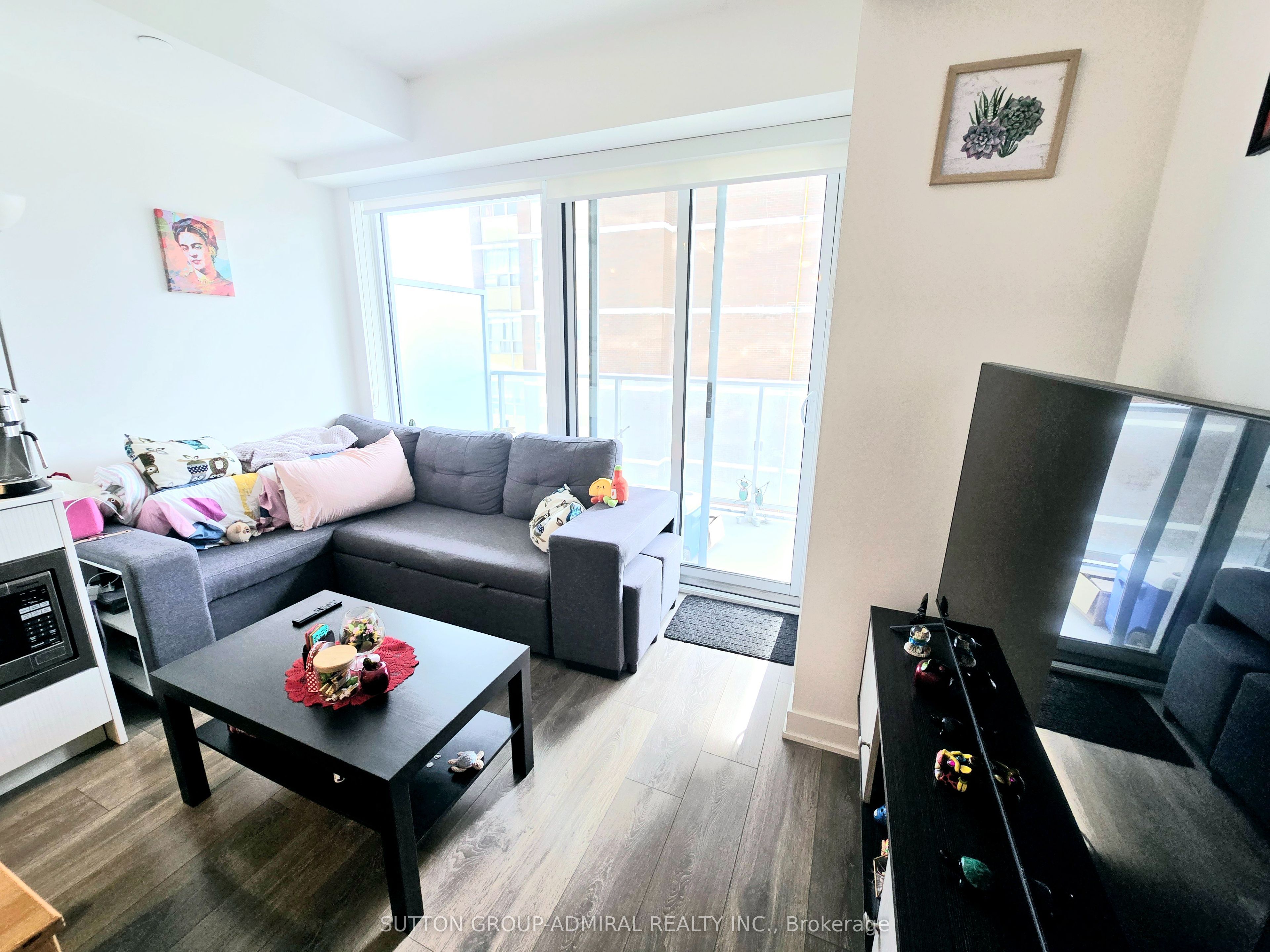 #1009 - 195 Redpath Avenue Property Photo 26