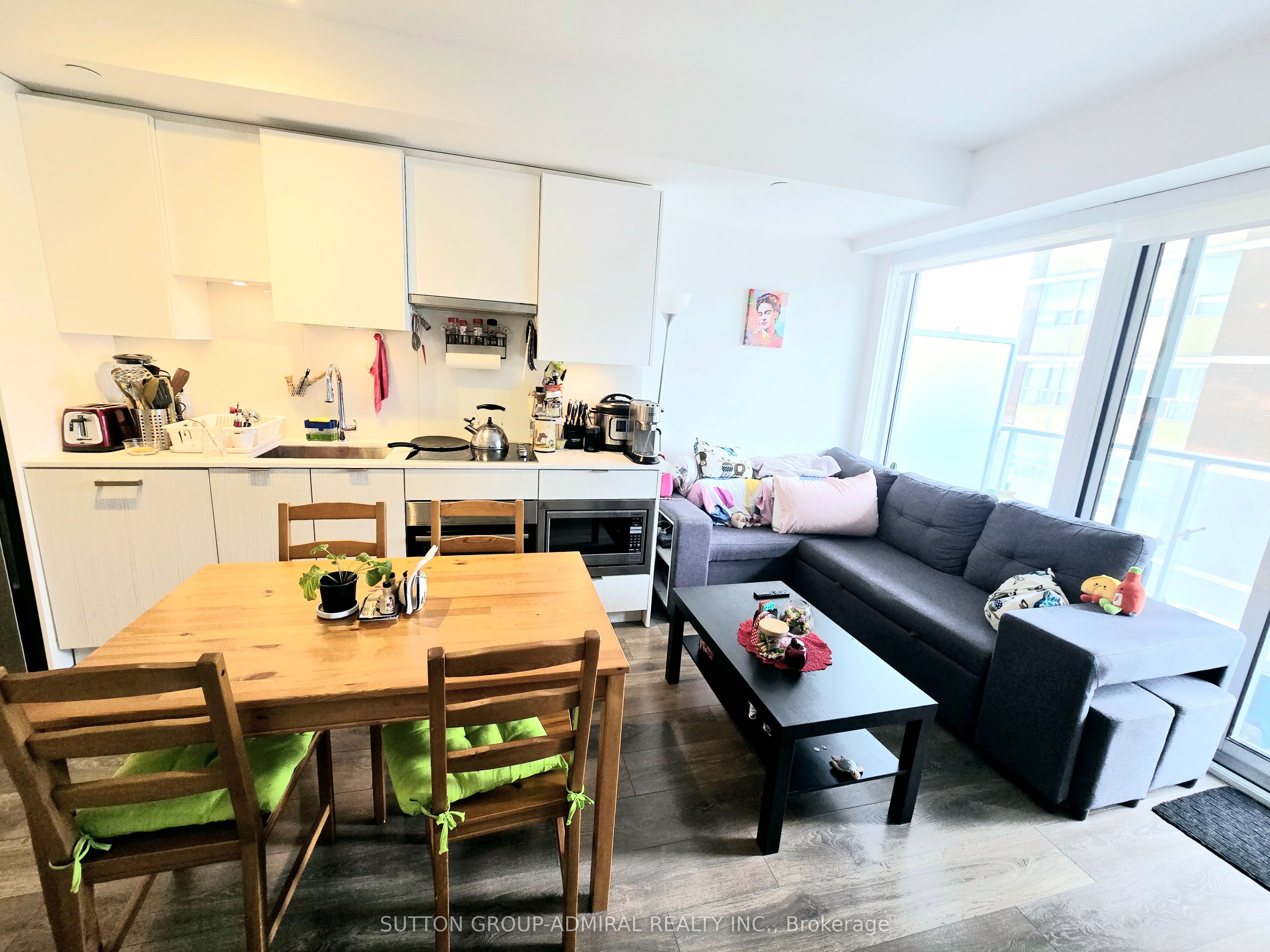 #1009 - 195 Redpath Avenue Property Photo 27