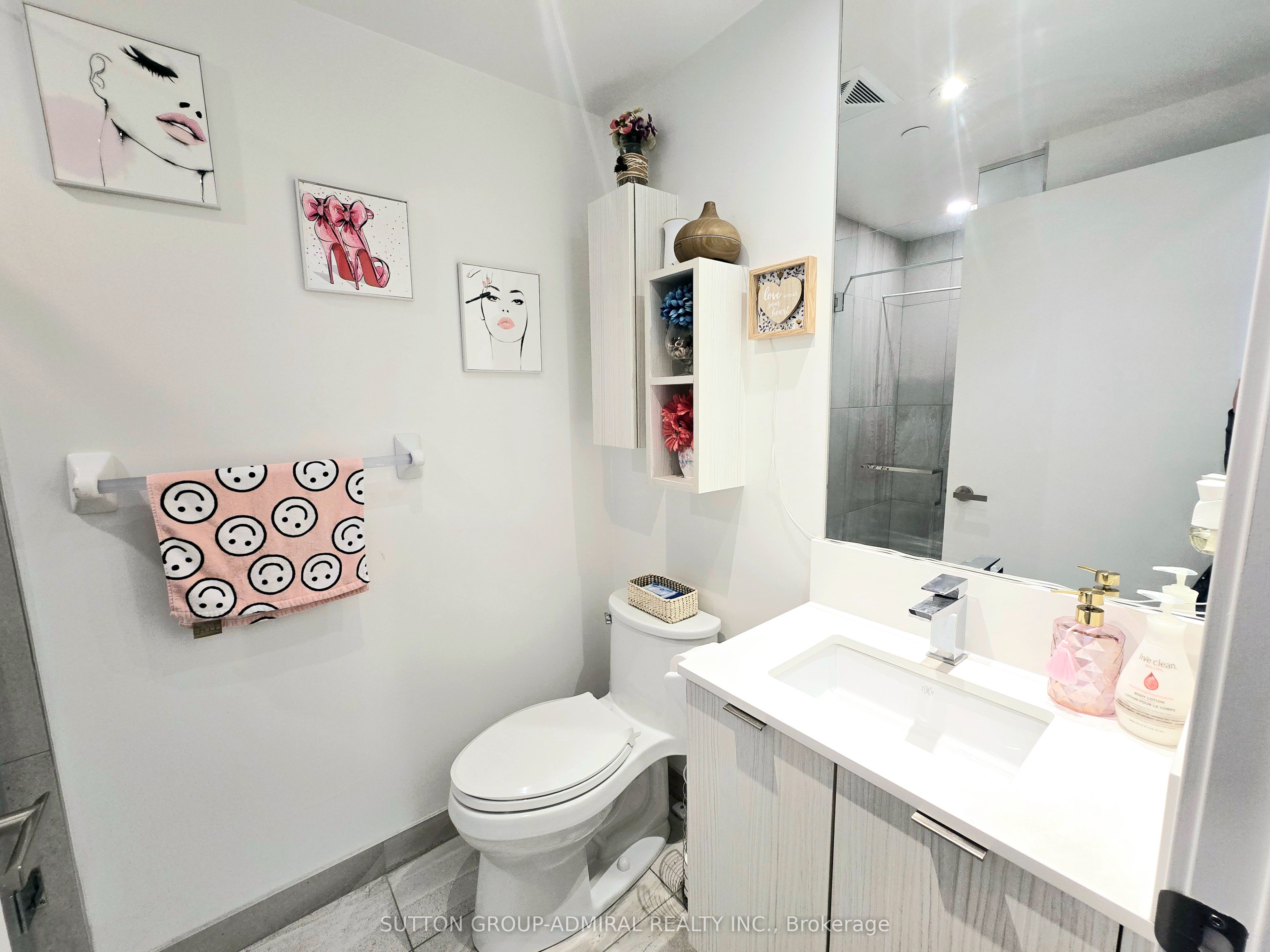 #1009 - 195 Redpath Avenue Property Photo 33
