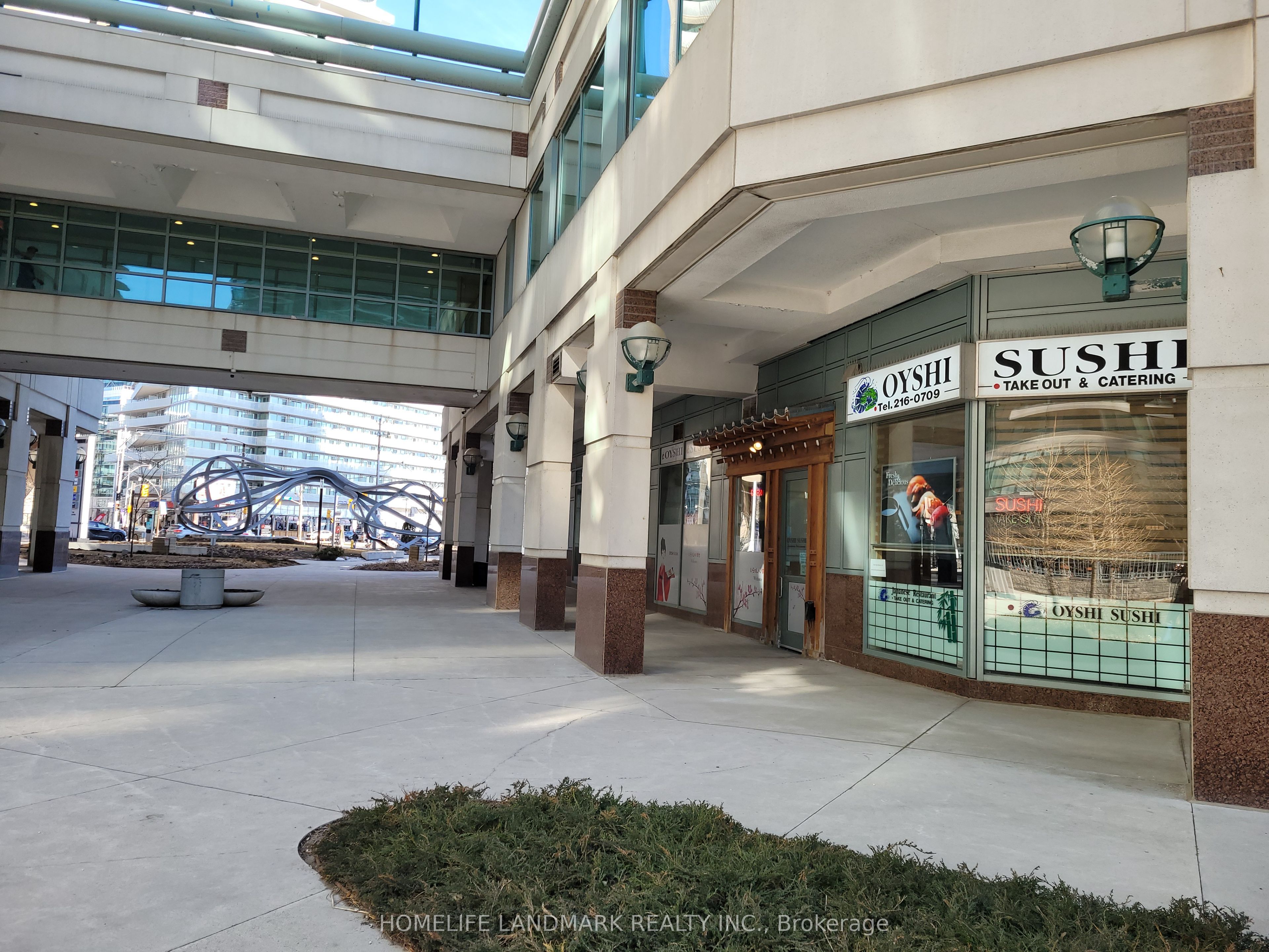 #107 - 12 Queens Quay Property Photo 2