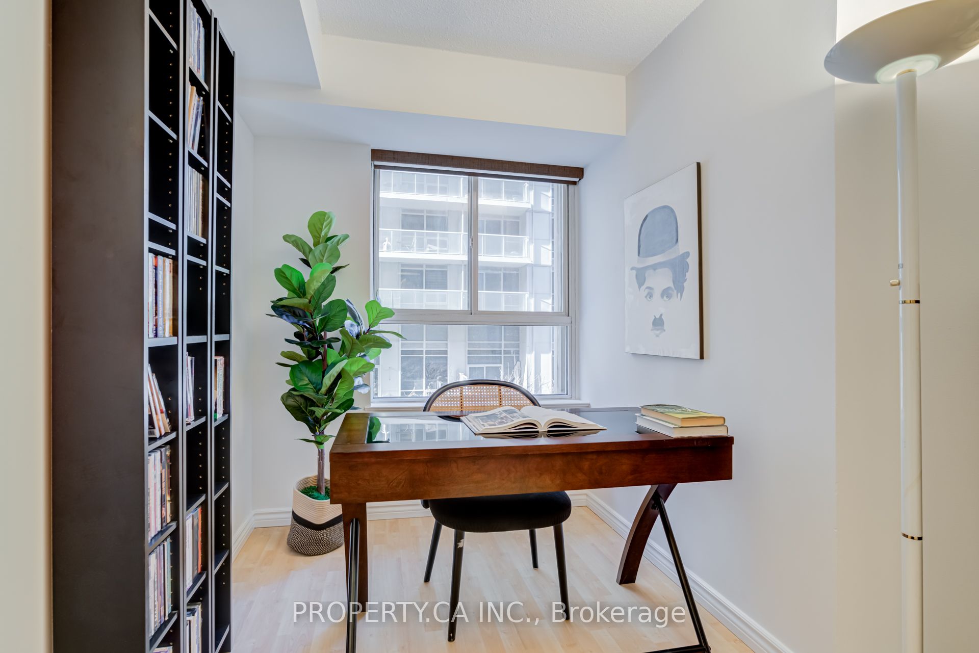 #509 - 717 Bay Street Property Photo 35