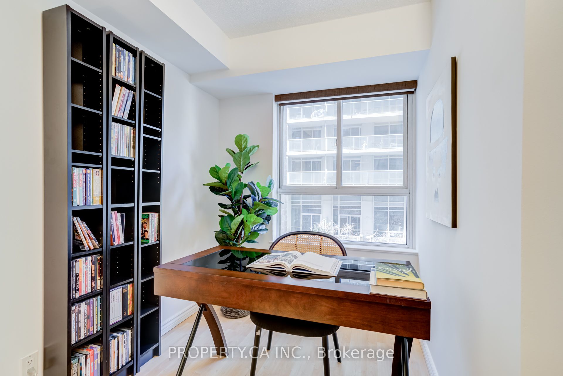 #509 - 717 Bay Street Property Photo 36