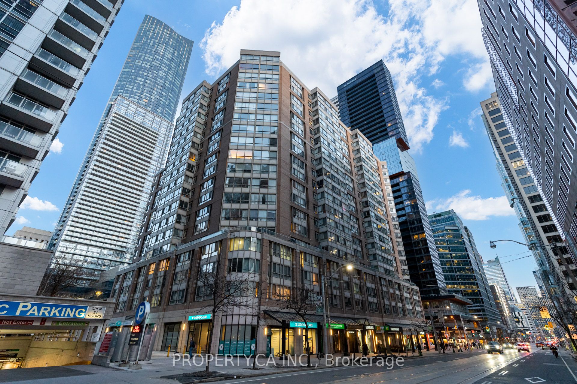 #509 - 717 Bay Street Property Photo 45
