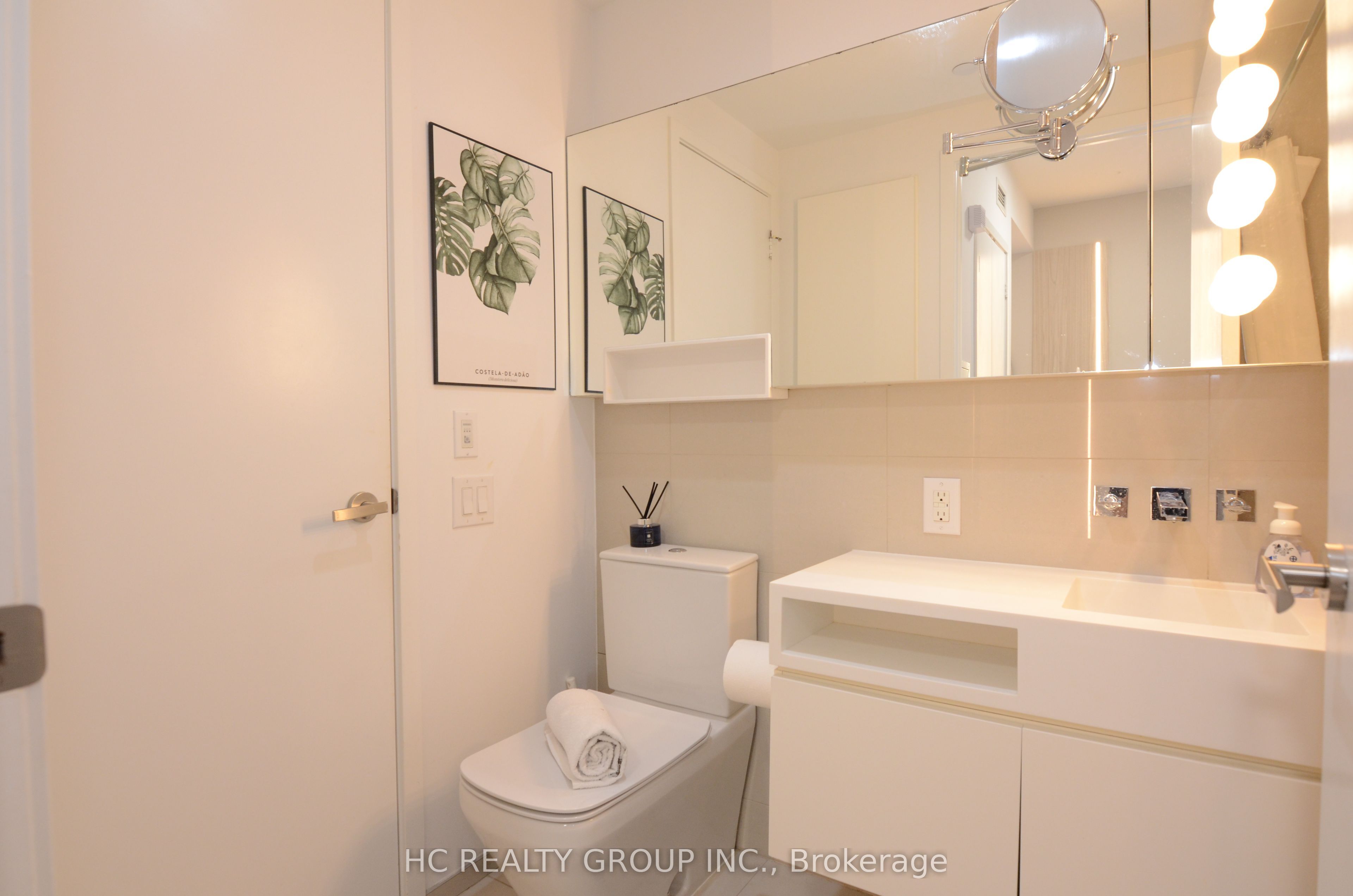 #1815 - 45 Charles Street Property Photo 5