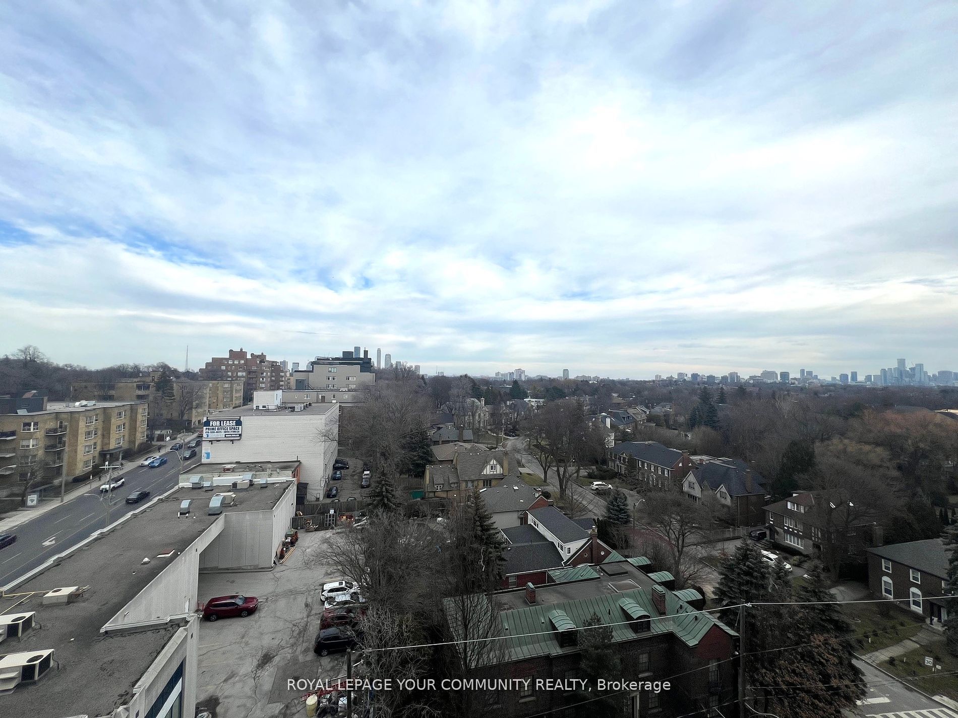 #1016 - 2020 Bathurst Street Property Photo 6