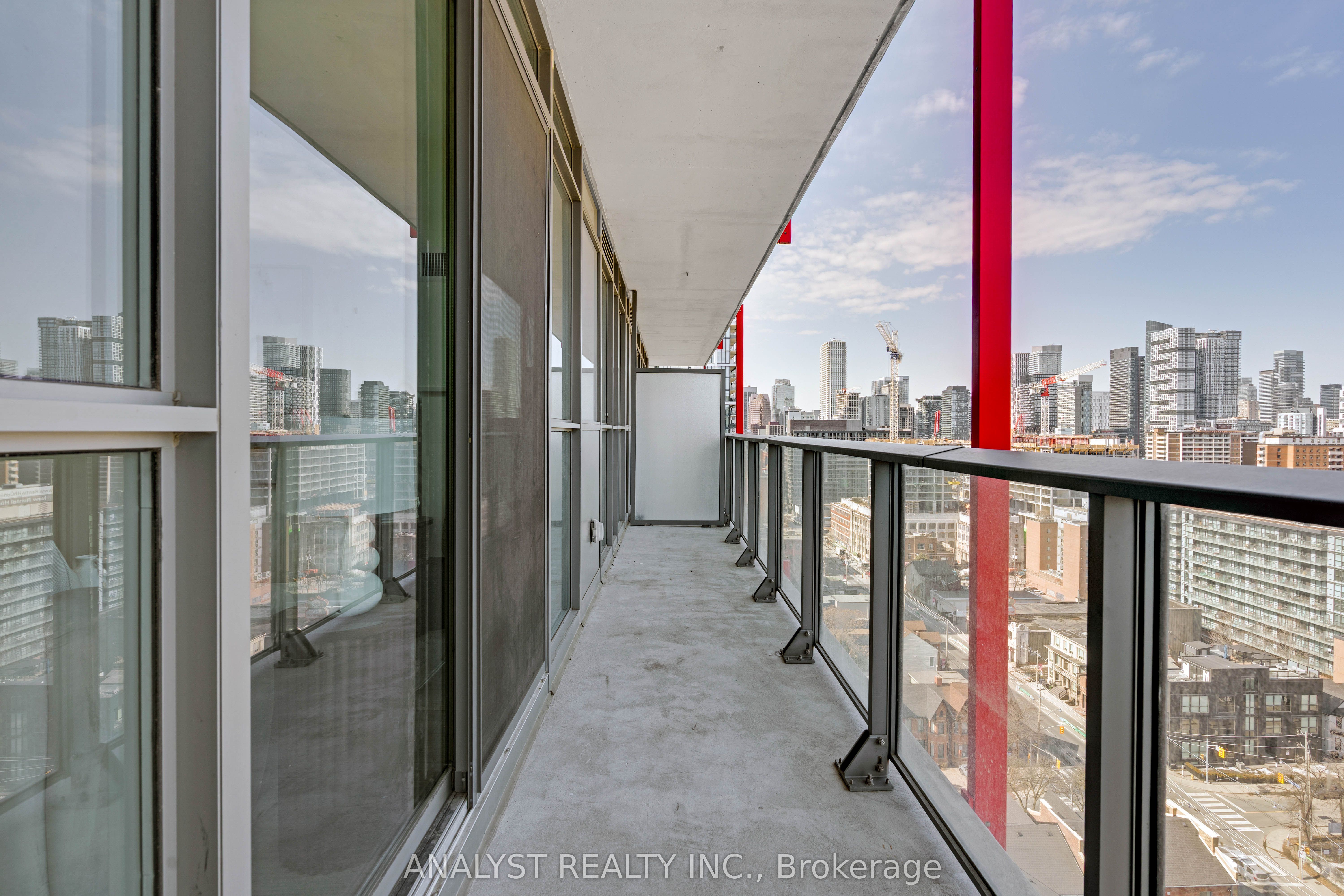 #1603 - 120 Parliament Street Property Photo 14