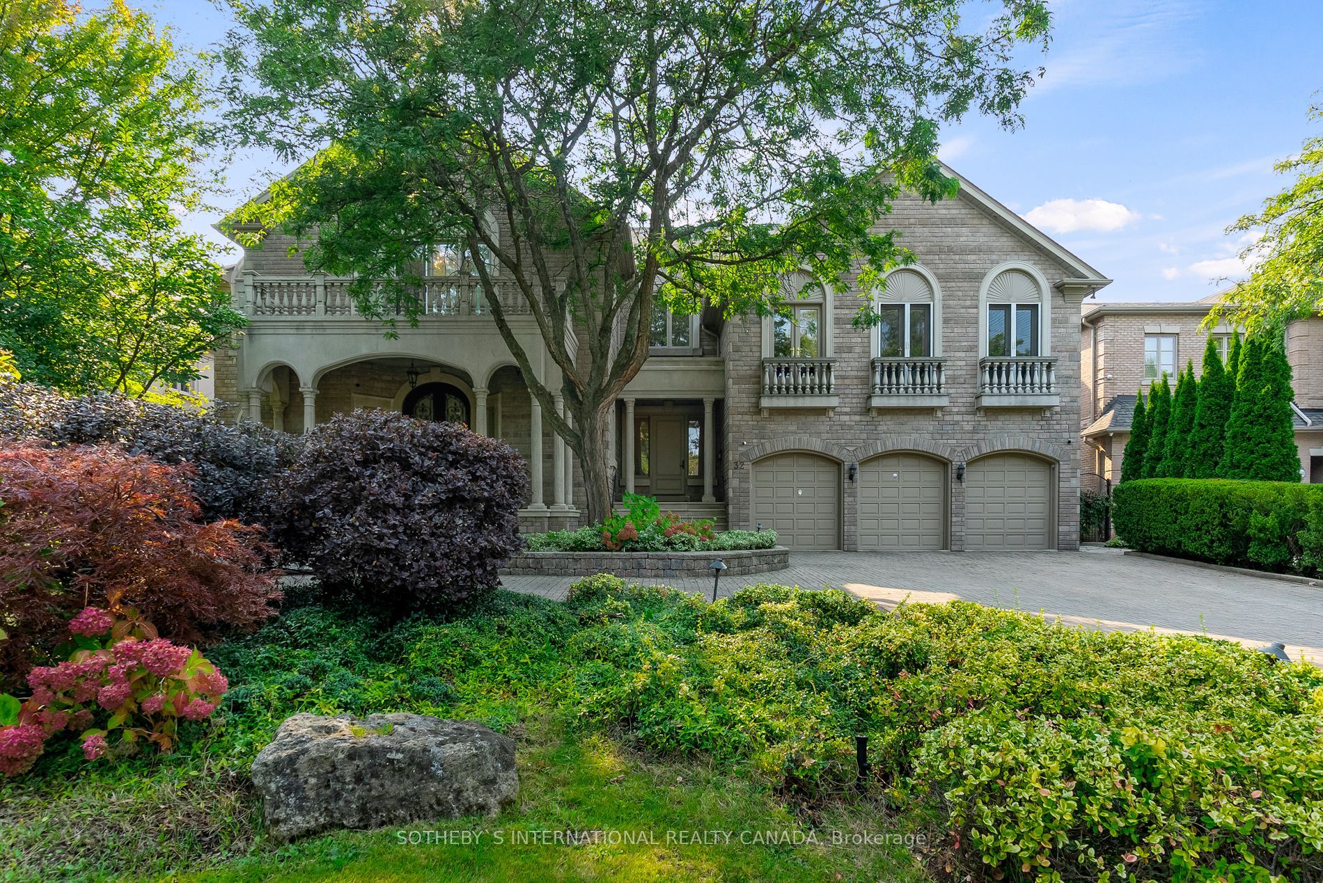 32 Arjay Crescent Property Photo