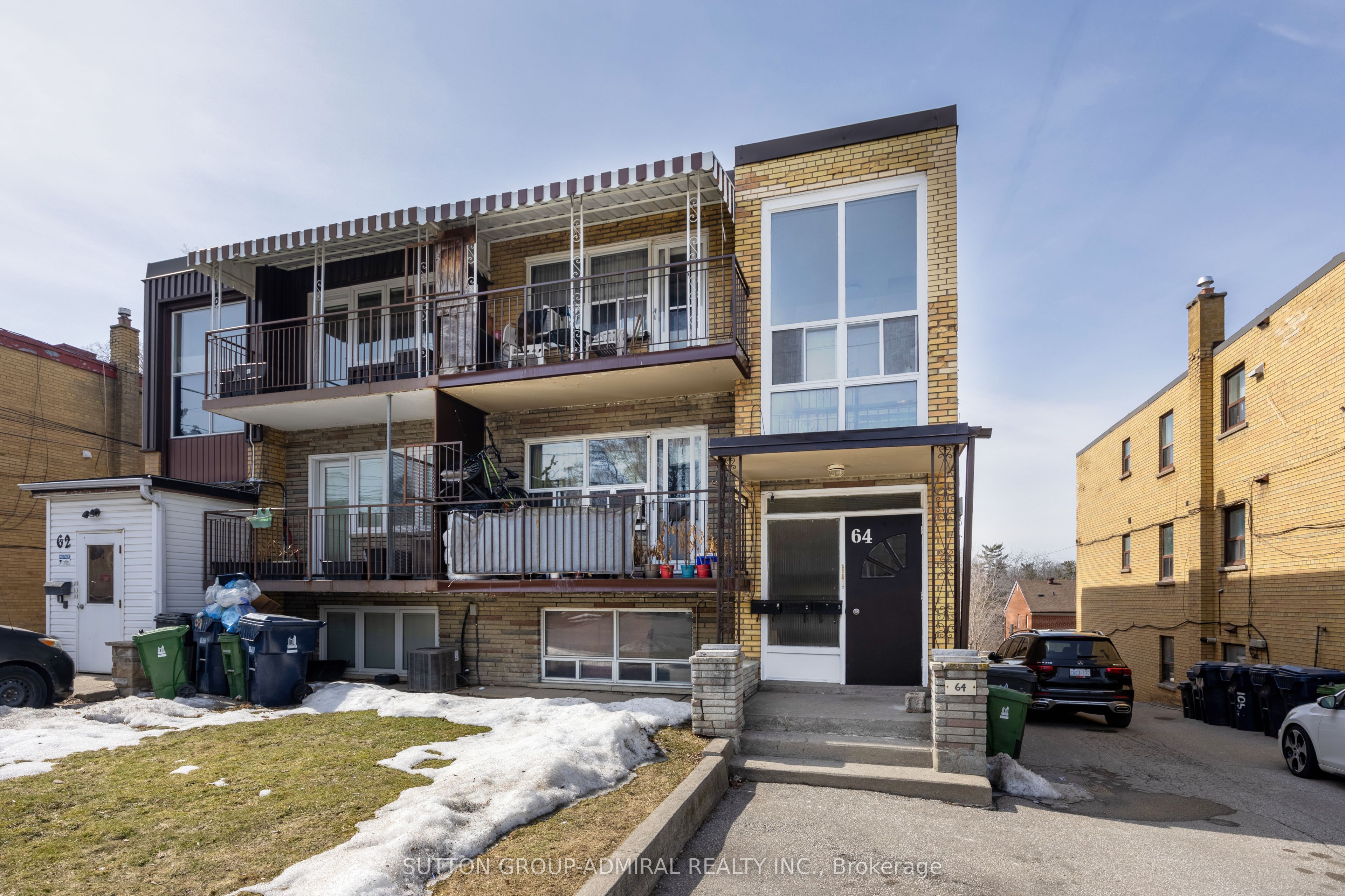 64 Garthdale Court Property Photo 1